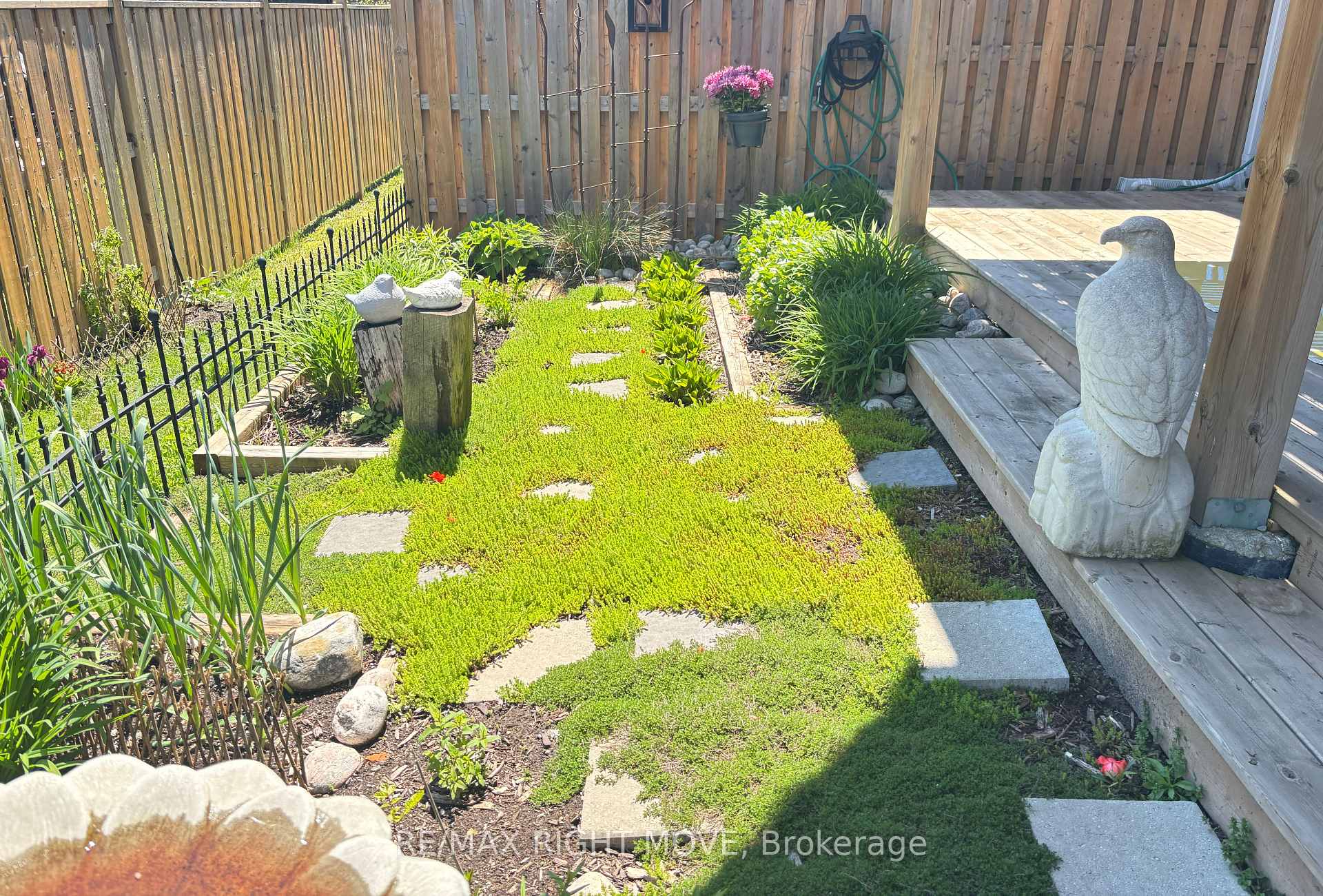 Photo 27 of 104 Lily Drive, Orillia — HOMEH