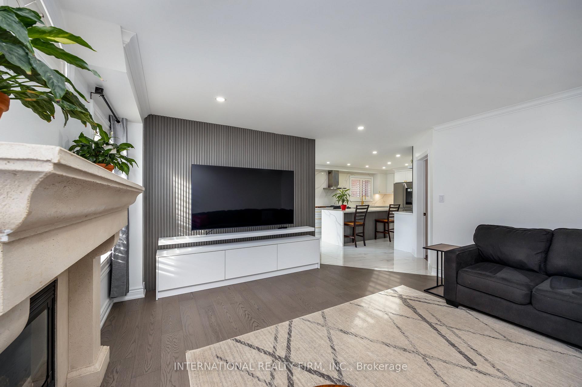 Photo 20 of 1616 Glenbourne Drive, Oshawa, Pinecrest — HOMEH