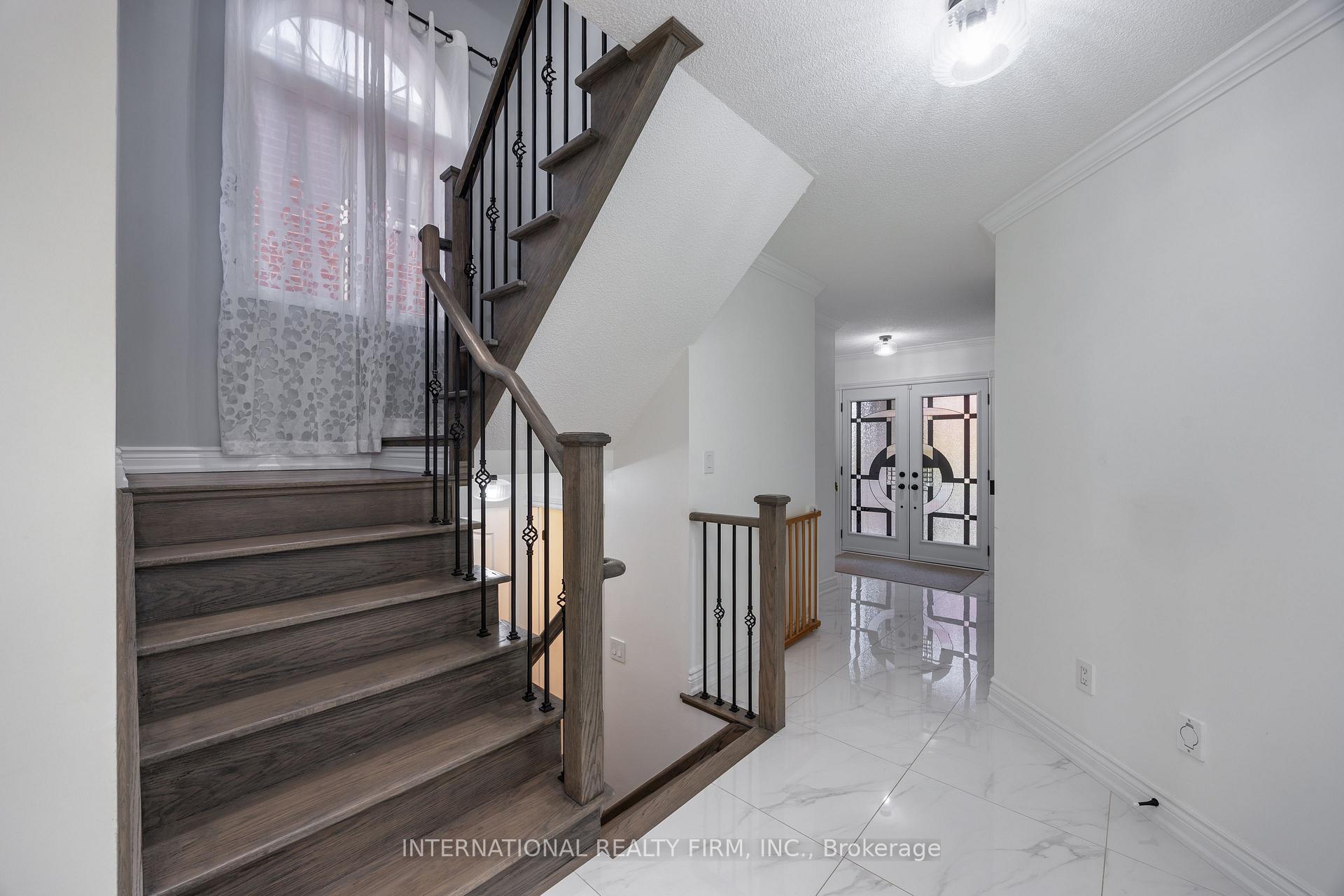 Photo 24 of 1616 Glenbourne Drive, Oshawa, Pinecrest — HOMEH
