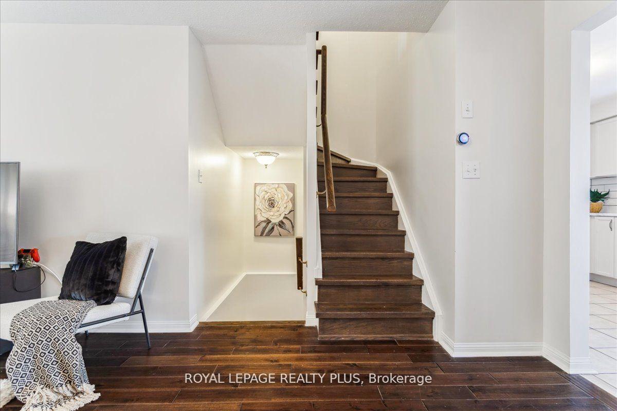 Photo 3 of 155 Panton Trail, Milton, Dempsey — HOMEH