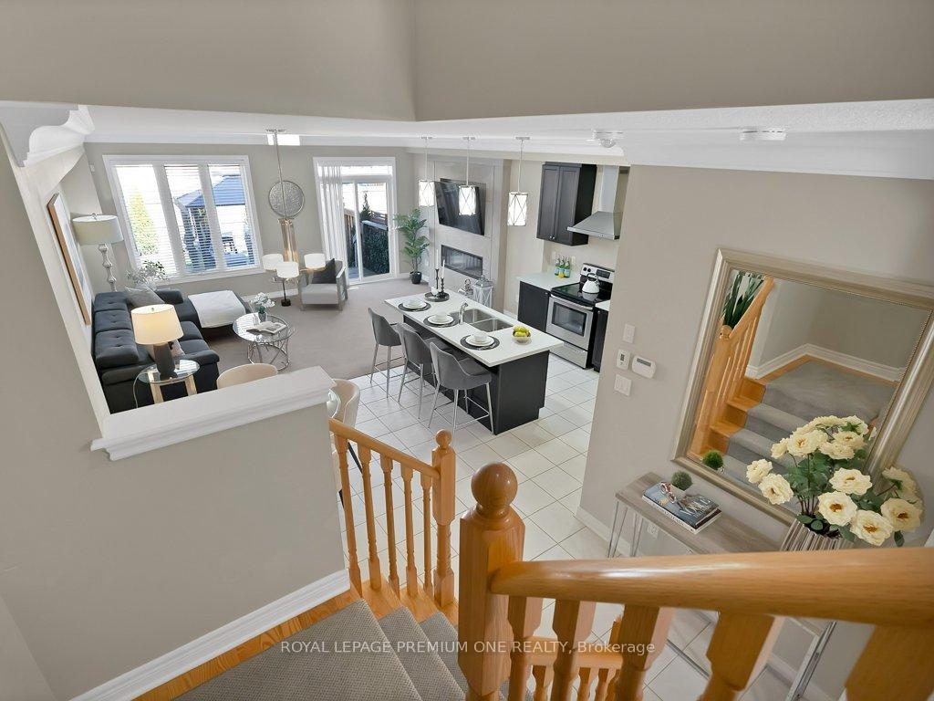 Photo 12 of 30 Sharpe Crescent, New Tecumseth, Tottenham — HOMEH