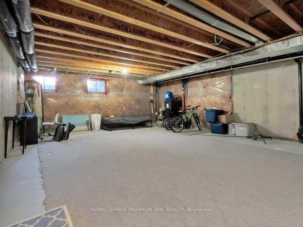 Photo 24 of 30 Sharpe Crescent, New Tecumseth, Tottenham — HOMEH