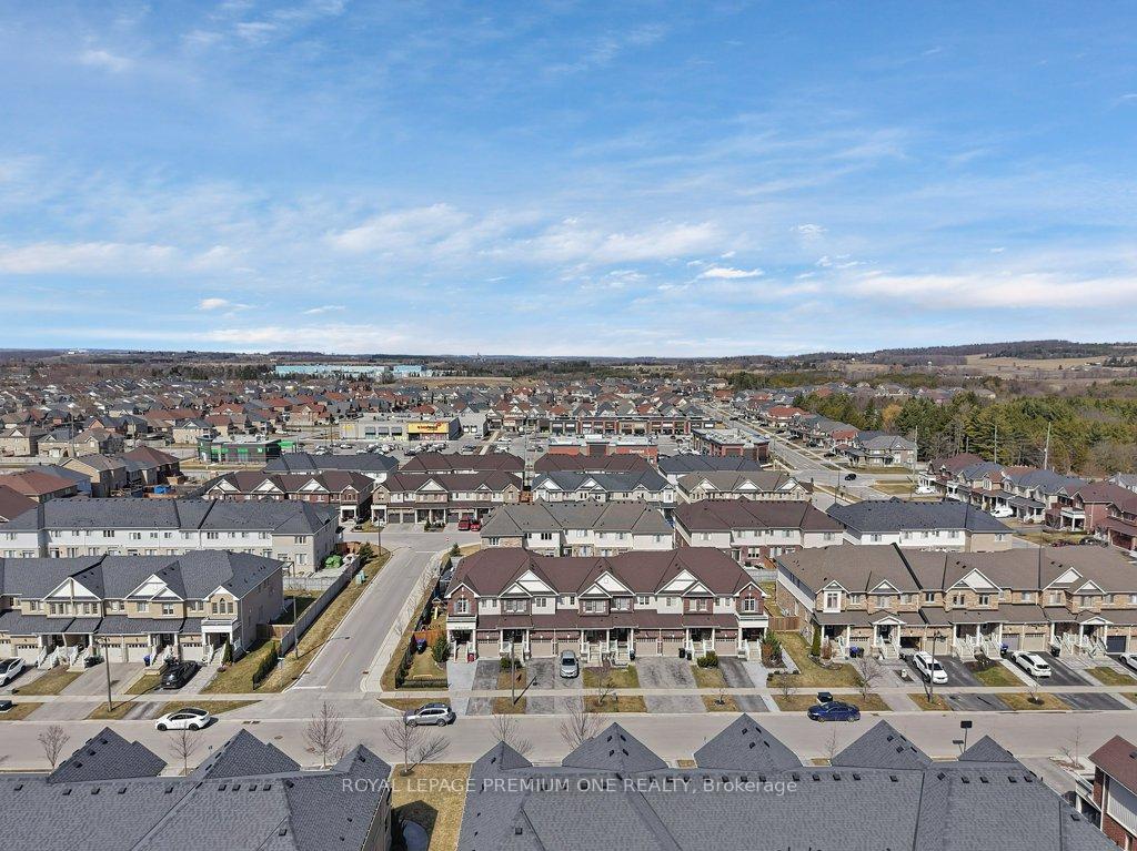 Photo 28 of 30 Sharpe Crescent, New Tecumseth, Tottenham — HOMEH