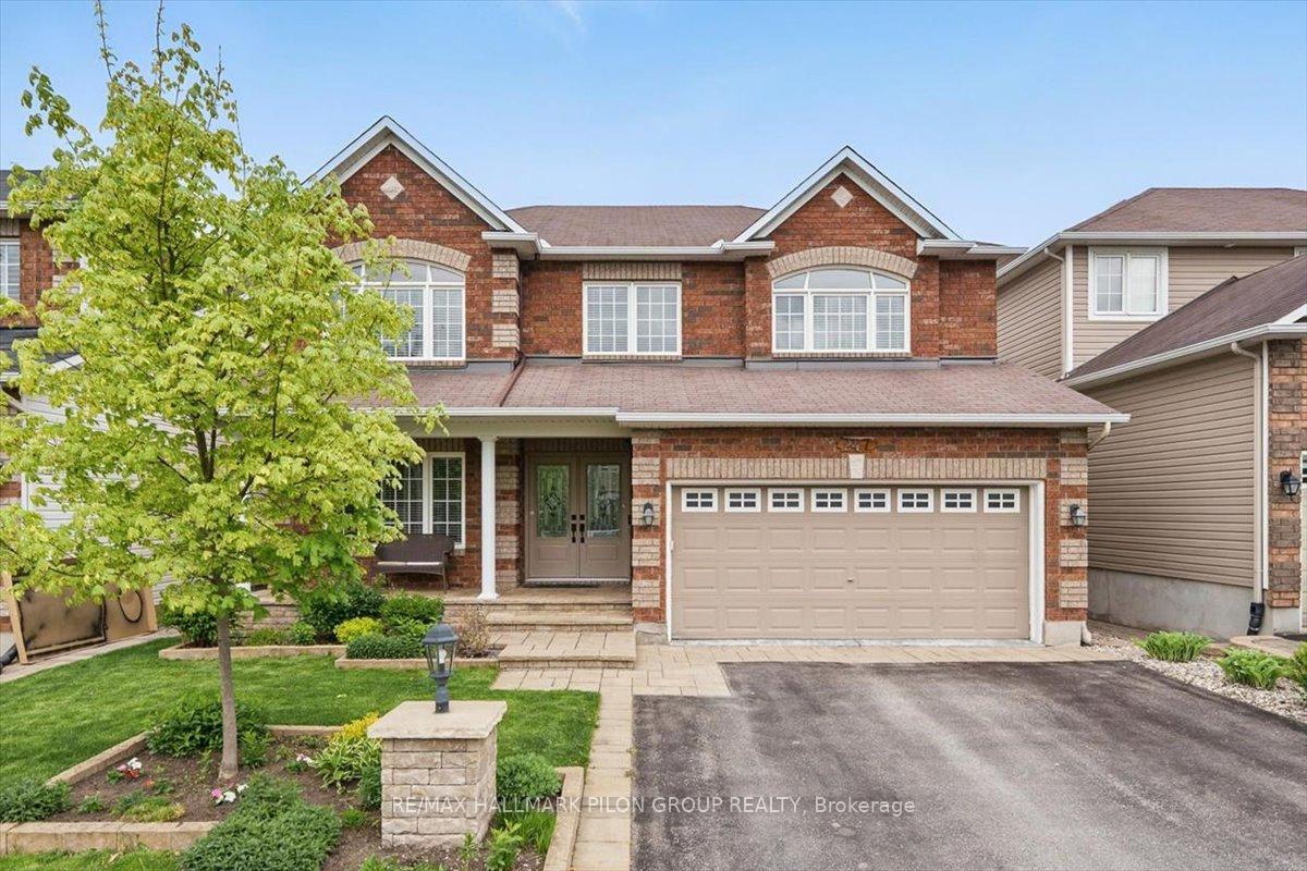 Photo 1 of 247 Lucinda Crescent, Ottawa, Mer Bleue/Bradley Estates/Anderson Park — HOMEH