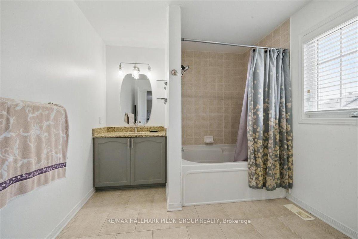 Photo 21 of 247 Lucinda Crescent, Ottawa, Mer Bleue/Bradley Estates/Anderson Park — HOMEH