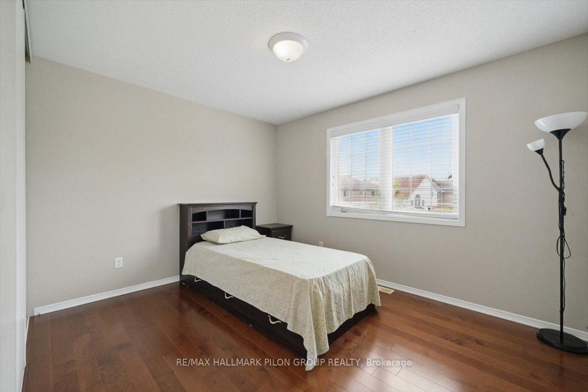 Photo 23 of 247 Lucinda Crescent, Ottawa, Mer Bleue/Bradley Estates/Anderson Park — HOMEH