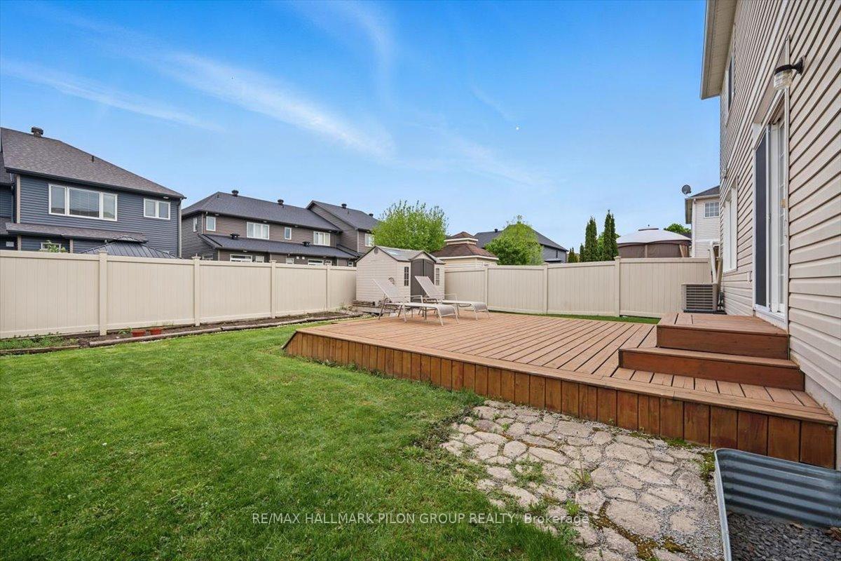 Photo 28 of 247 Lucinda Crescent, Ottawa, Mer Bleue/Bradley Estates/Anderson Park — HOMEH