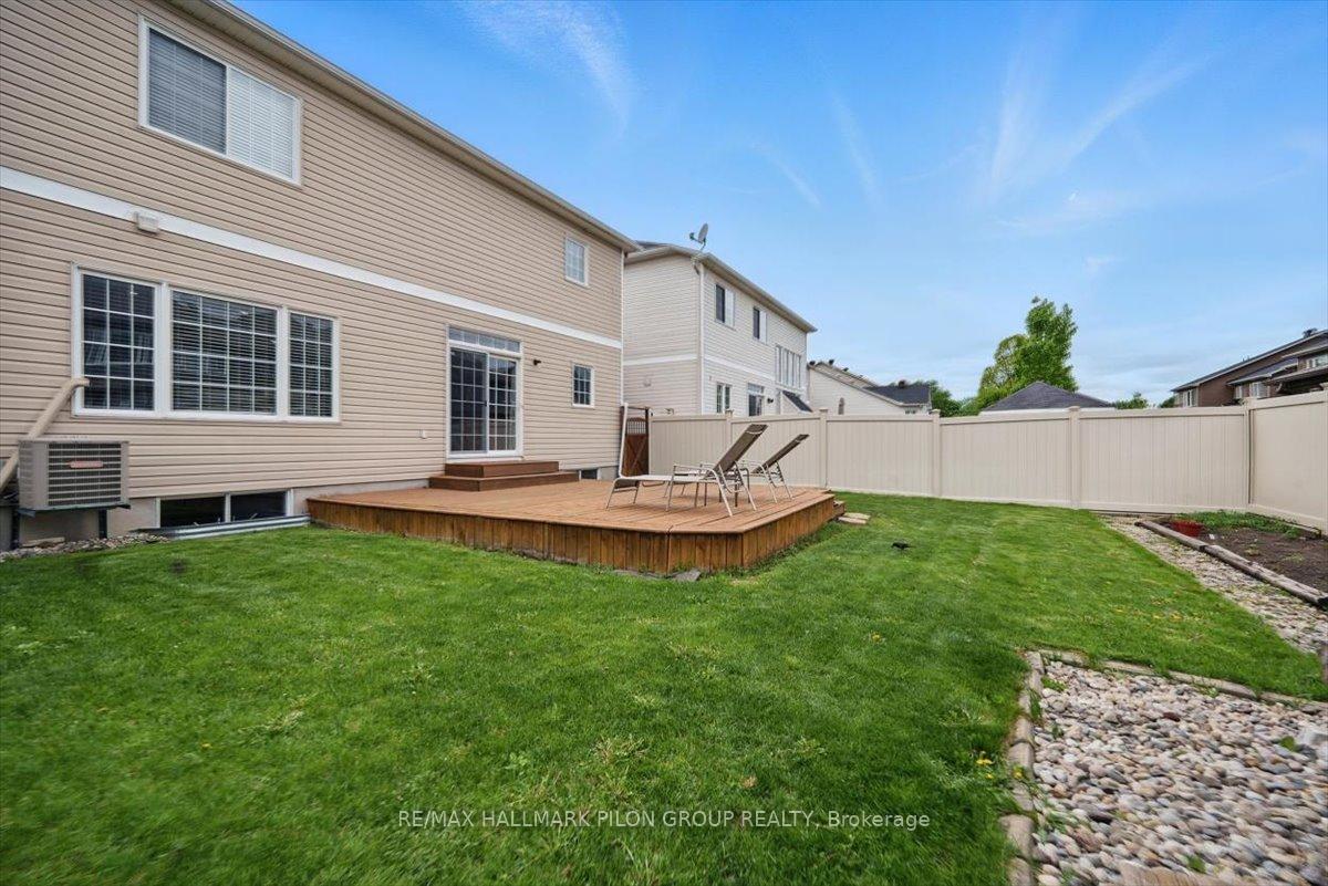 Photo 30 of 247 Lucinda Crescent, Ottawa, Mer Bleue/Bradley Estates/Anderson Park — HOMEH