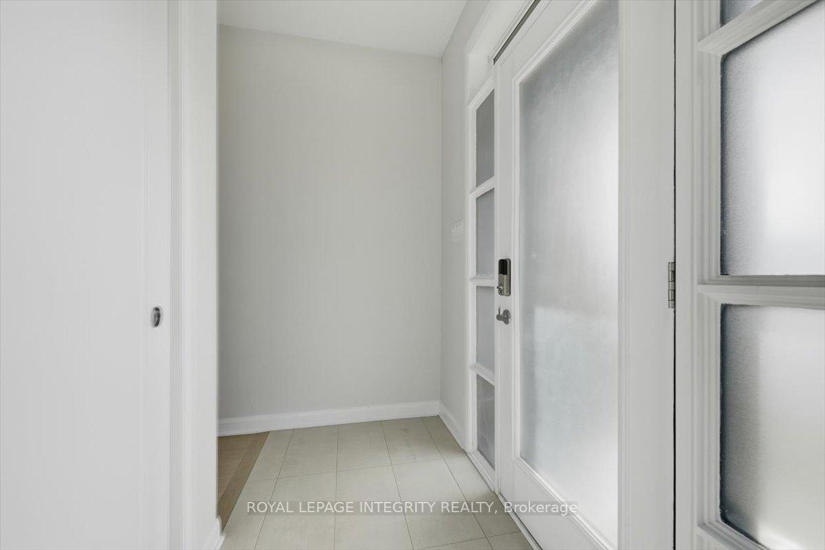 Photo 4 of 717 Sebastian Street, Ottawa, Avalon East — HOMEH