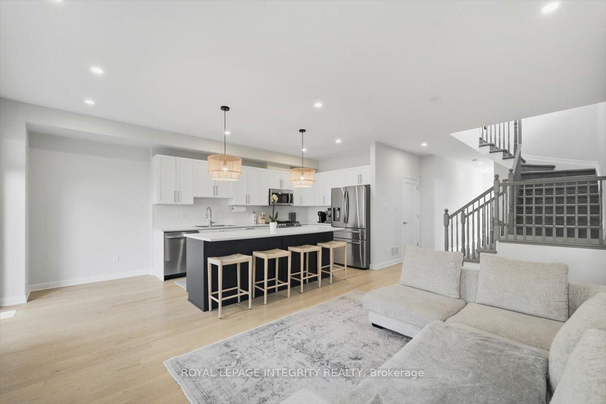 Photo 8 of 717 Sebastian Street, Ottawa, Avalon East — HOMEH