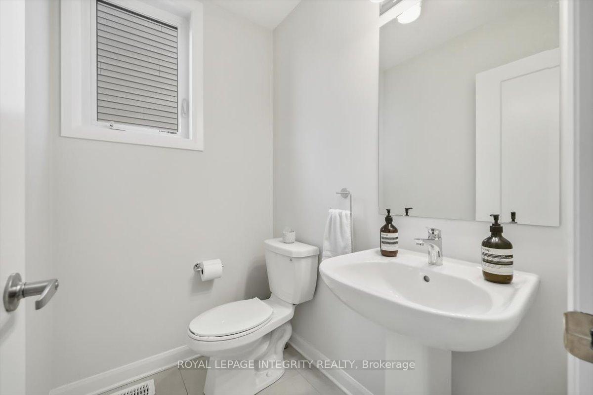 Photo 17 of 717 Sebastian Street, Ottawa, Avalon East — HOMEH
