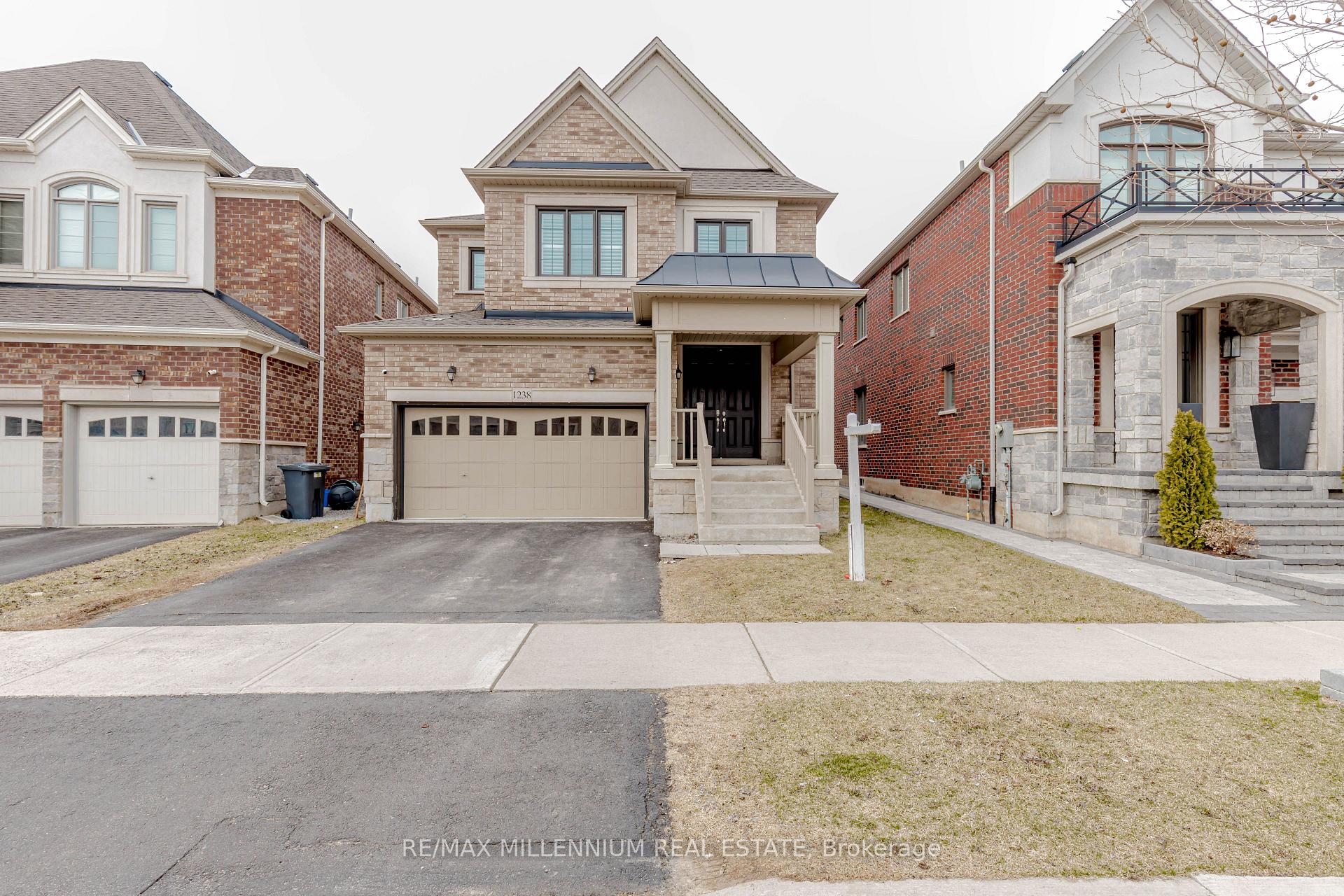 Photo 2 of 1238 Bowell Crescent, Milton, Ford — HOMEH