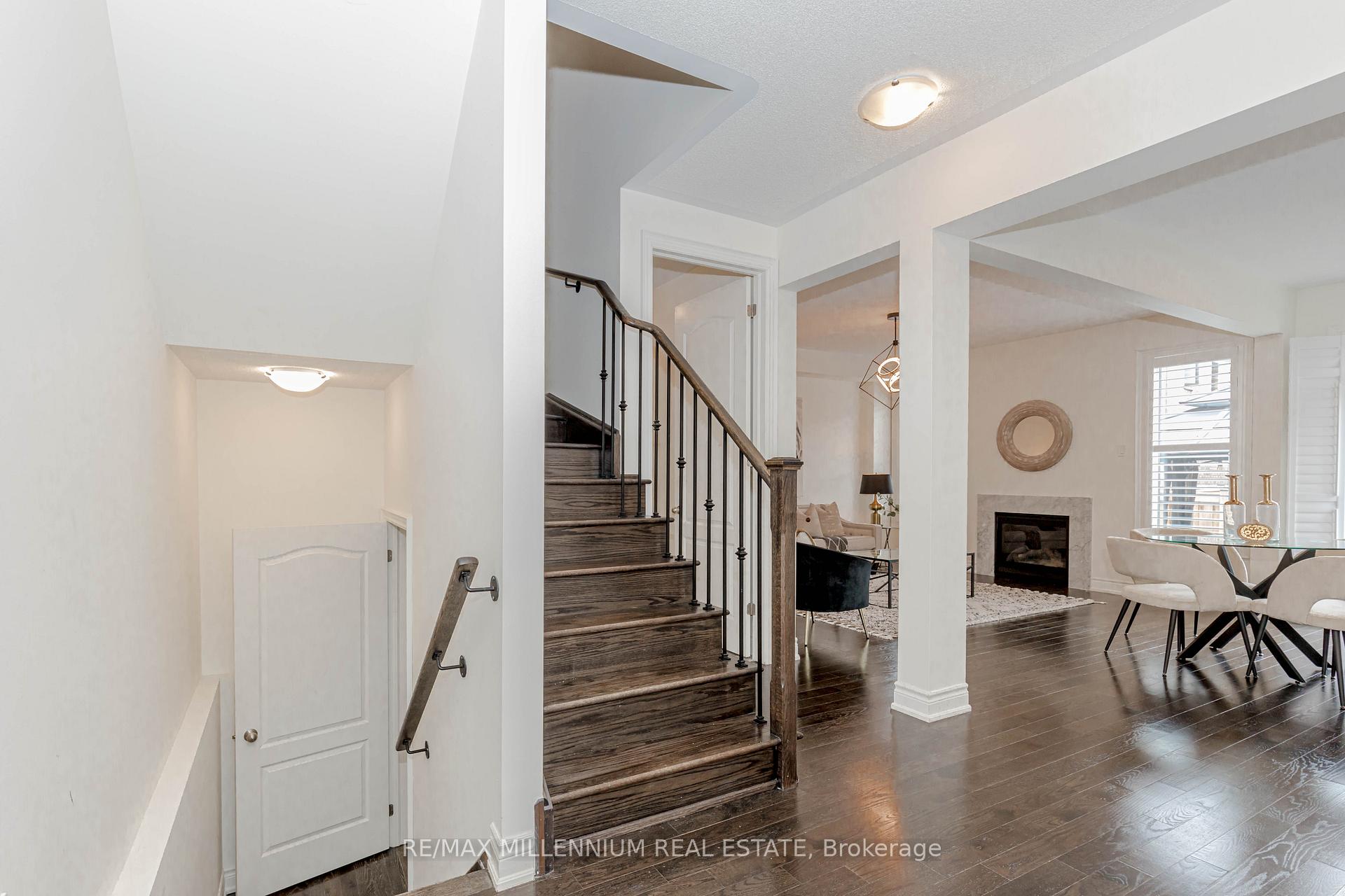 Photo 7 of 1238 Bowell Crescent, Milton, Ford — HOMEH