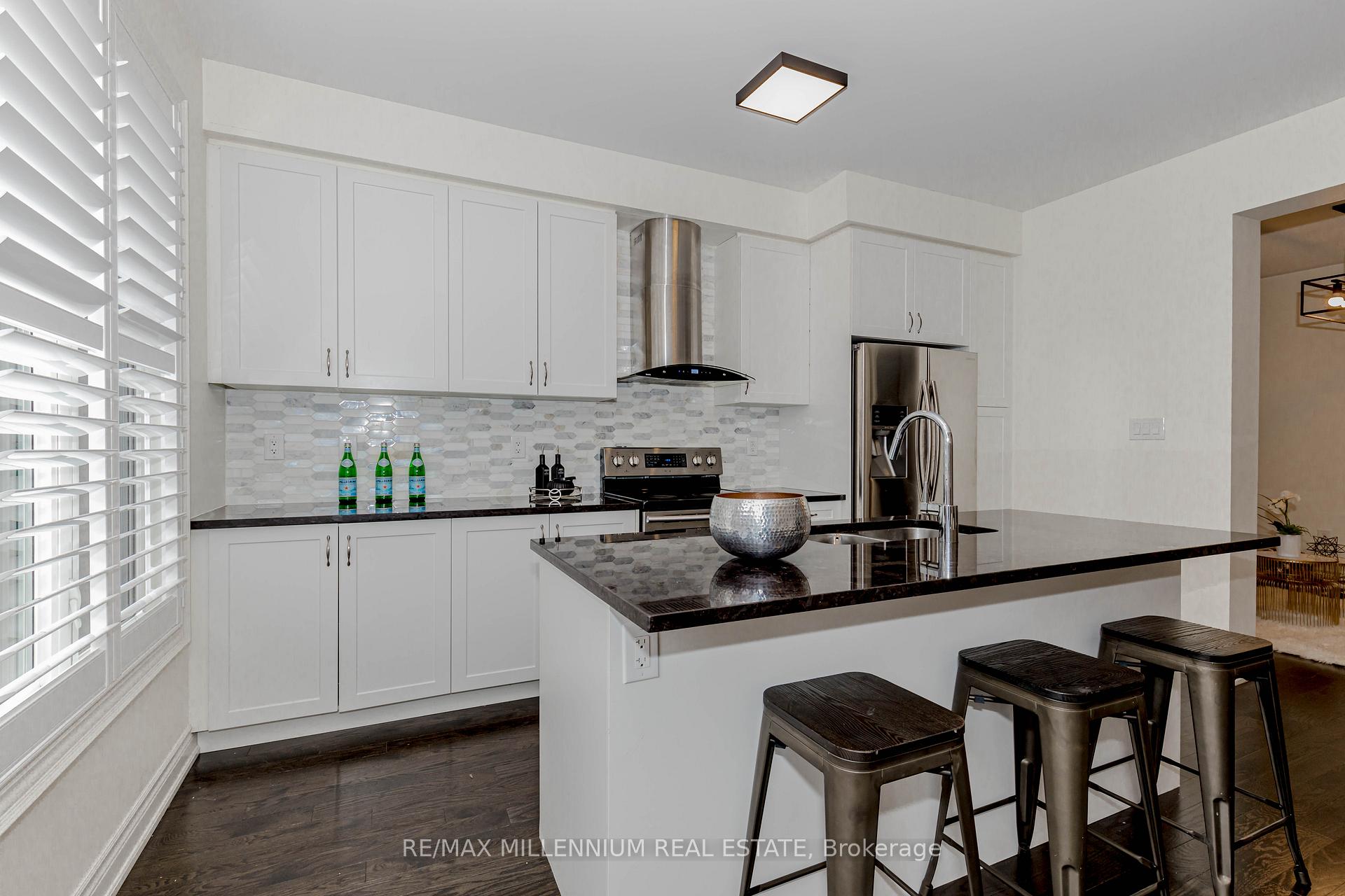 Photo 17 of 1238 Bowell Crescent, Milton, Ford — HOMEH