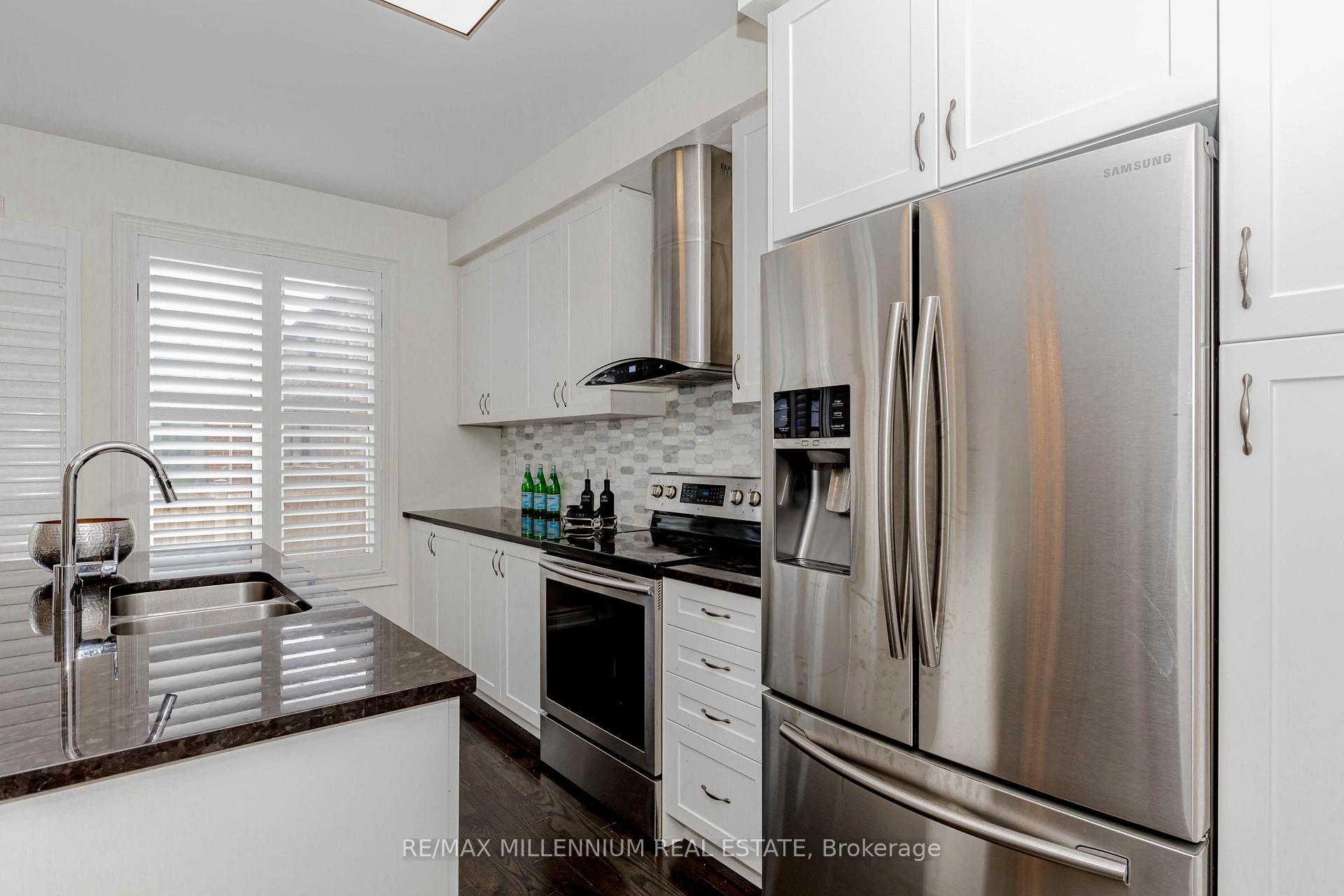 Photo 18 of 1238 Bowell Crescent, Milton, Ford — HOMEH
