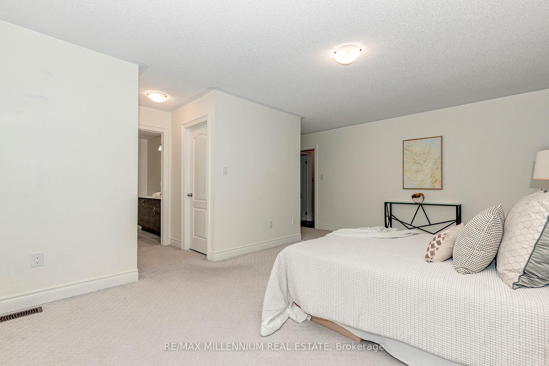 Photo 26 of 1238 Bowell Crescent, Milton, Ford — HOMEH