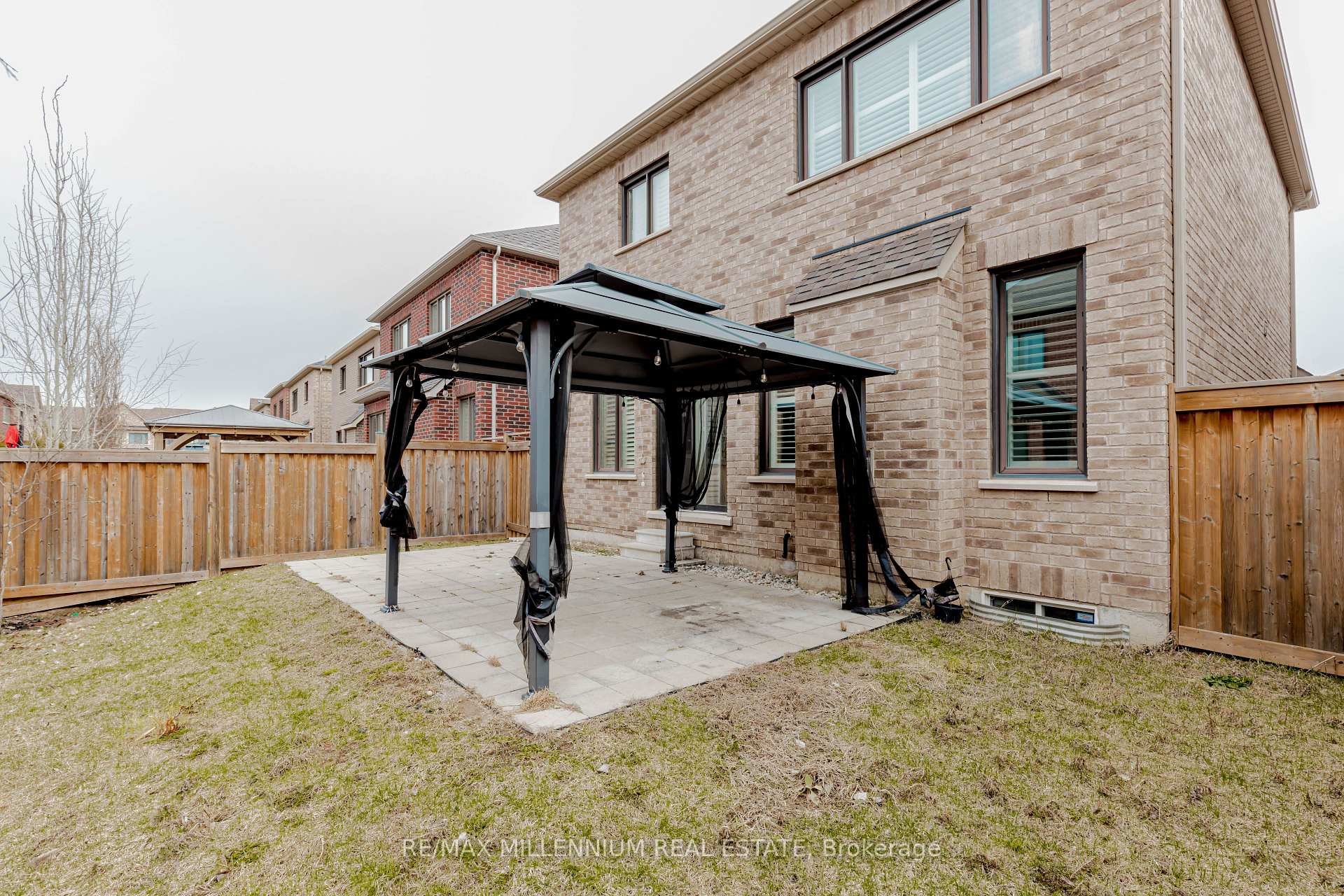 Photo 42 of 1238 Bowell Crescent, Milton, Ford — HOMEH