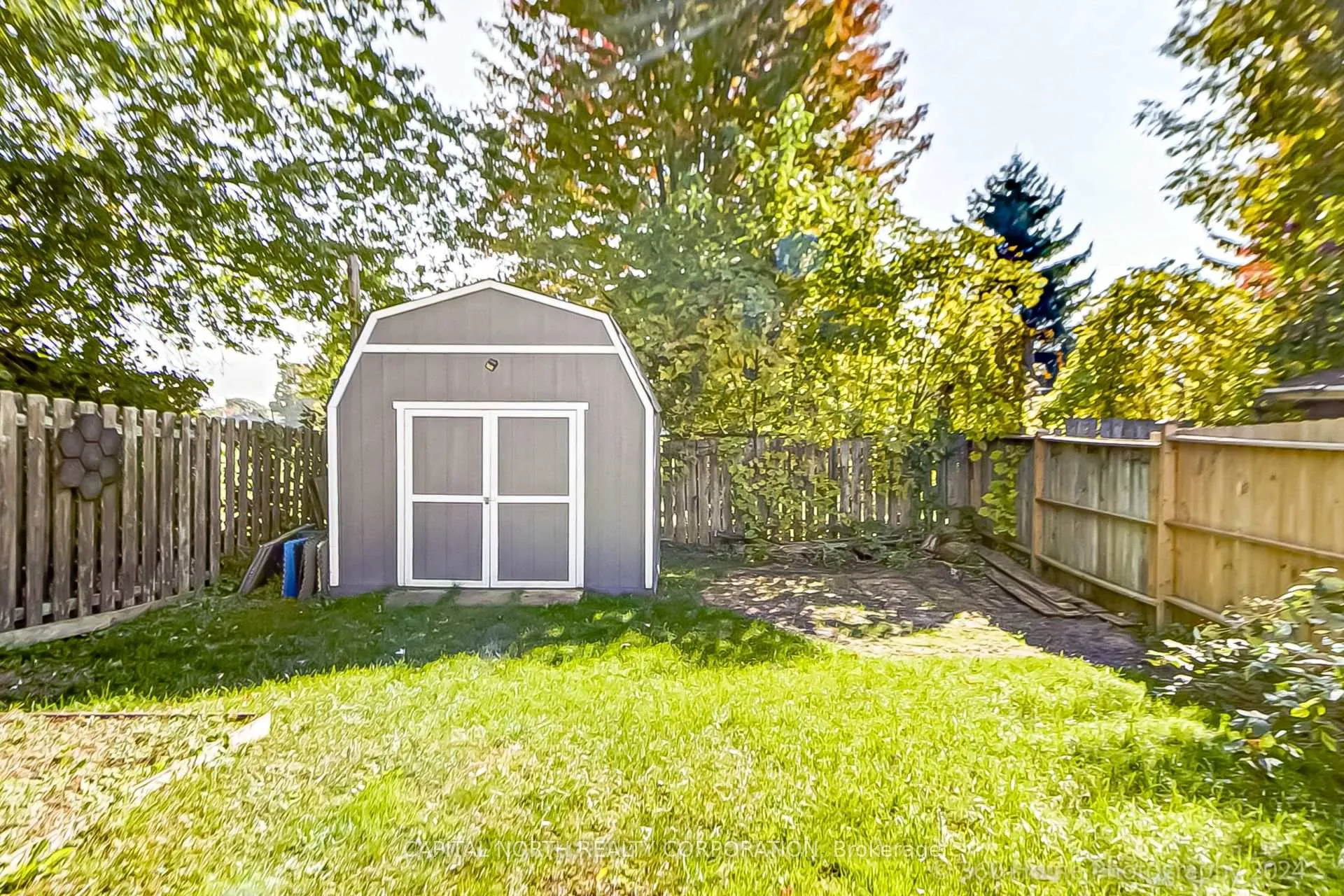 Photo 15 of 379 Dwight Avenue, Oshawa, Lakeview — HOMEH