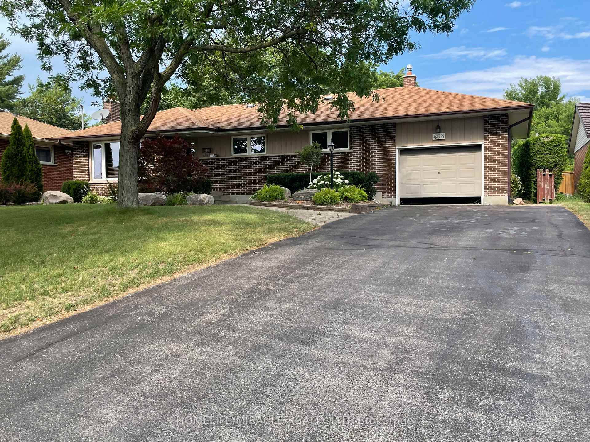 Photo 1 of 463 Elizabeth Street, Oshawa, McLaughlin — HOMEH