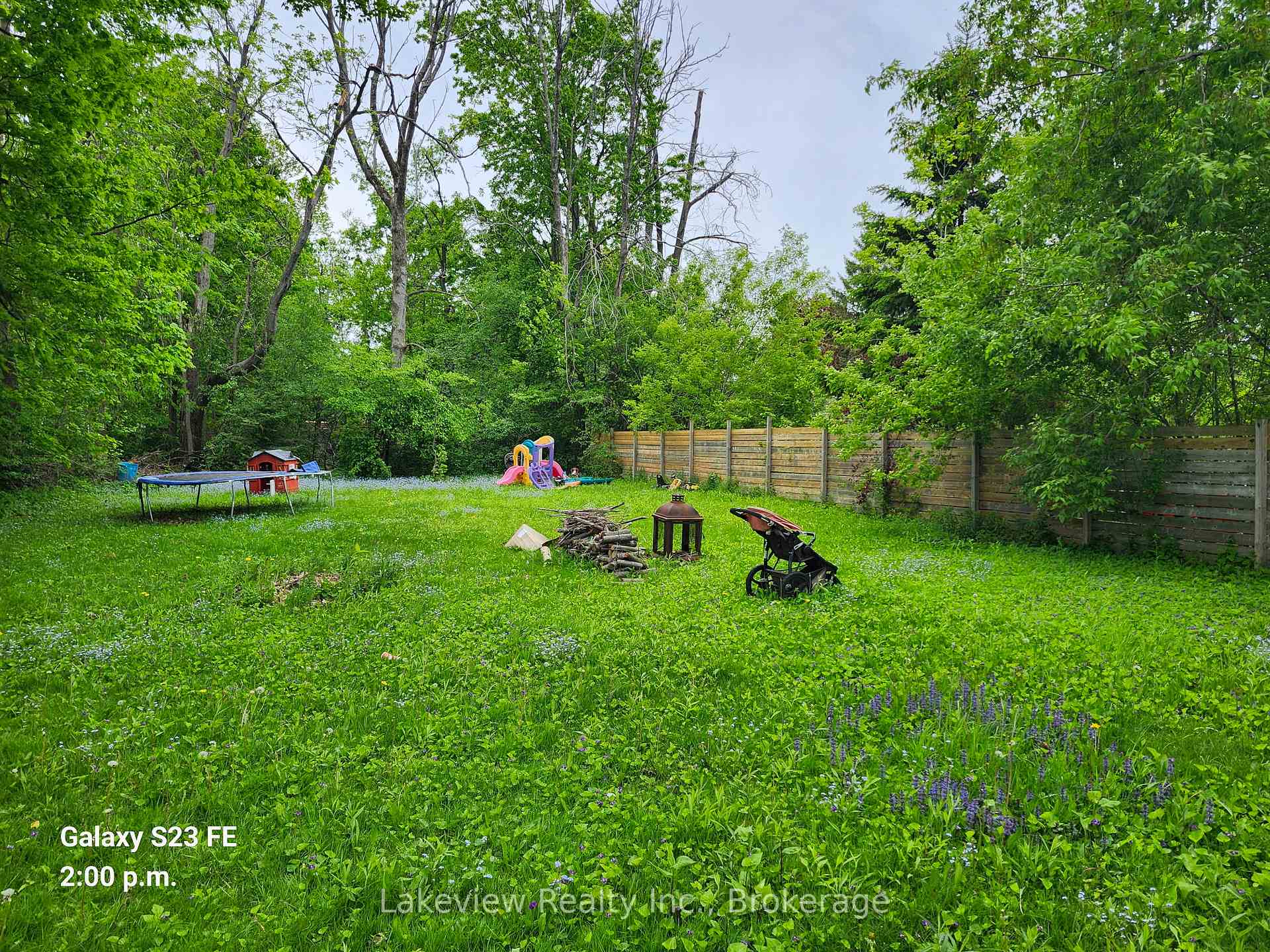 Photo 2 of 53 Westmount Drive S, Orillia — HOMEH