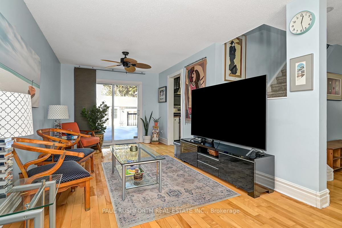 Photo 7 of 1801 Brousseau Crescent, Ottawa, Chateauneuf — HOMEH