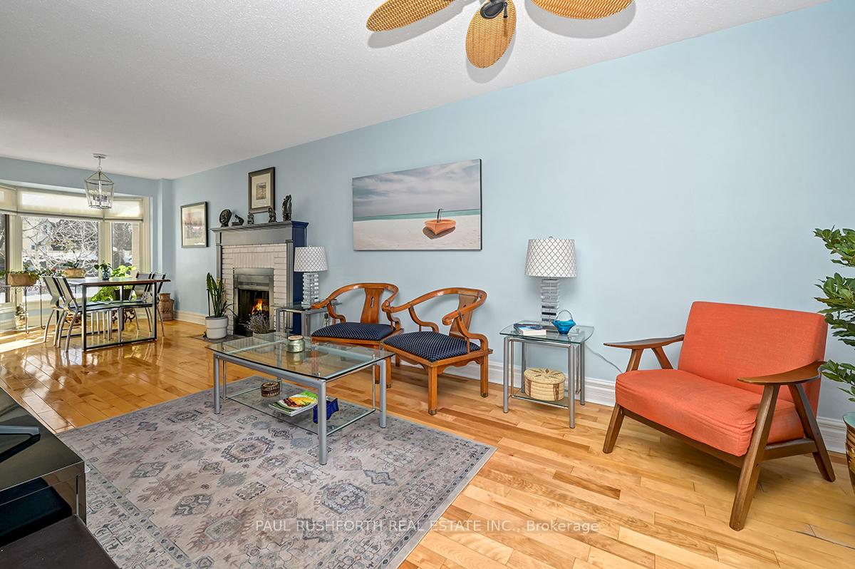 Photo 8 of 1801 Brousseau Crescent, Ottawa, Chateauneuf — HOMEH