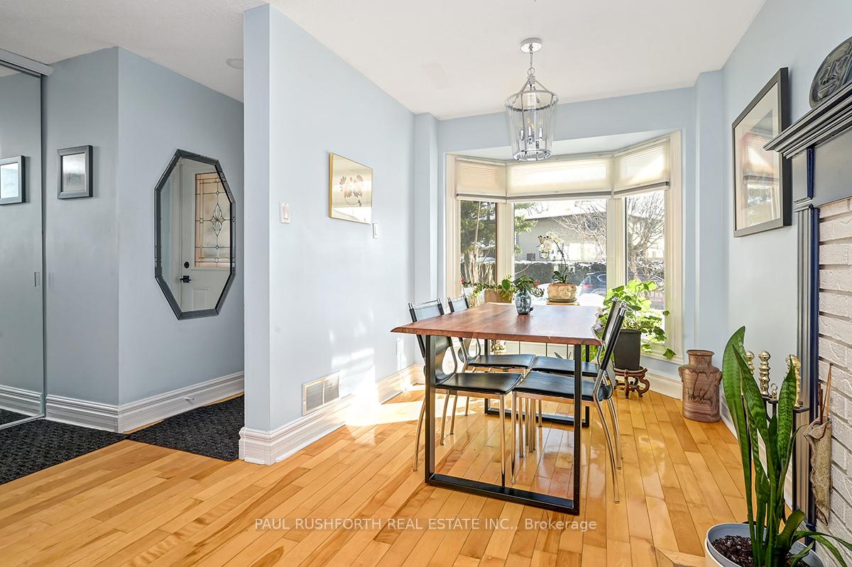 Photo 10 of 1801 Brousseau Crescent, Ottawa, Chateauneuf — HOMEH