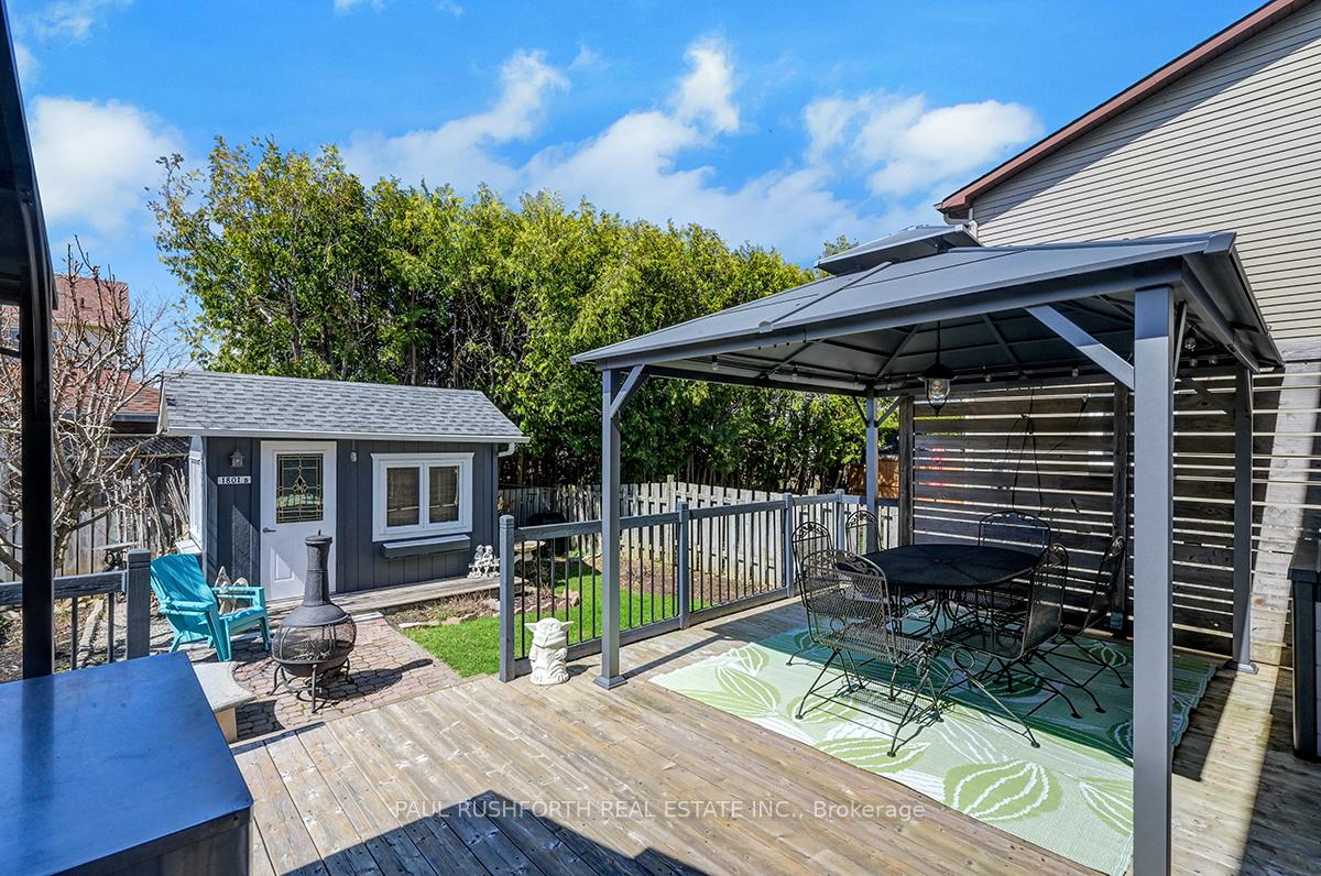 Photo 24 of 1801 Brousseau Crescent, Ottawa, Chateauneuf — HOMEH