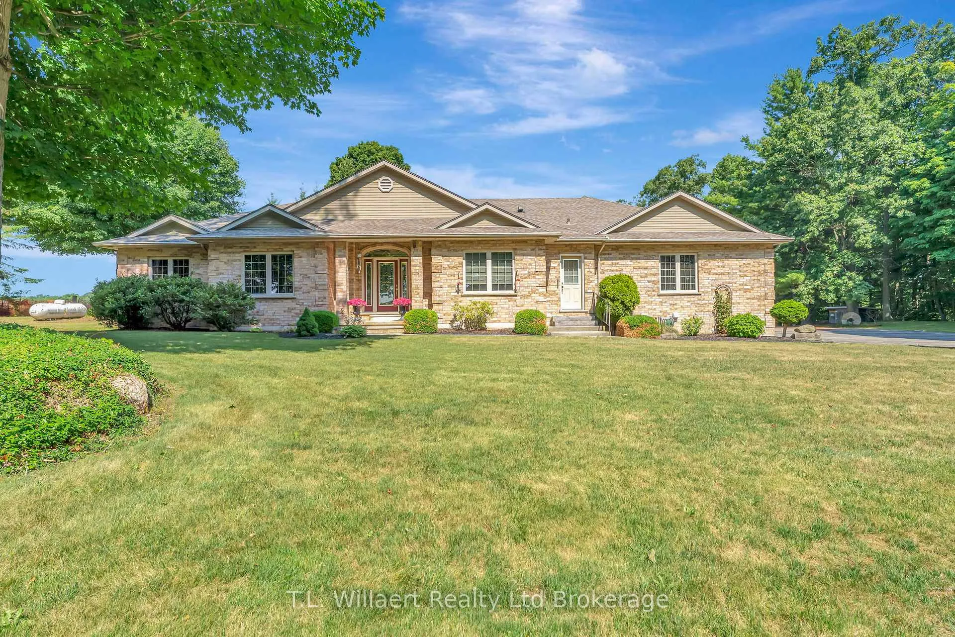 Photo 1 of 97 Vanderhoeven Side Road, Norfolk, Rural Middleton — HOMEH