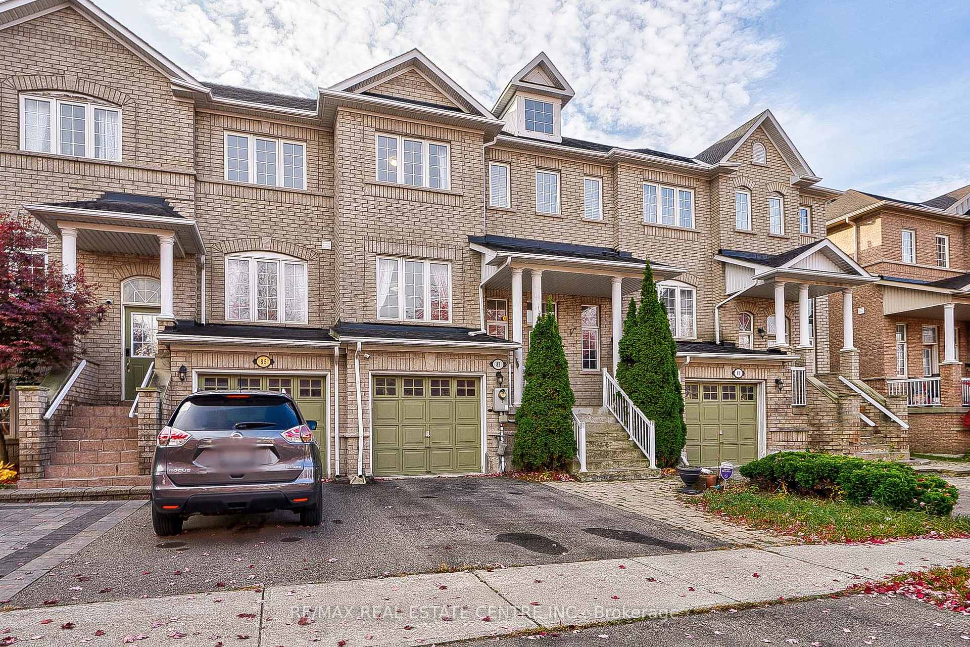 Photo 2 of 83 Park Place Drive, Markham, Greensborough — HOMEH