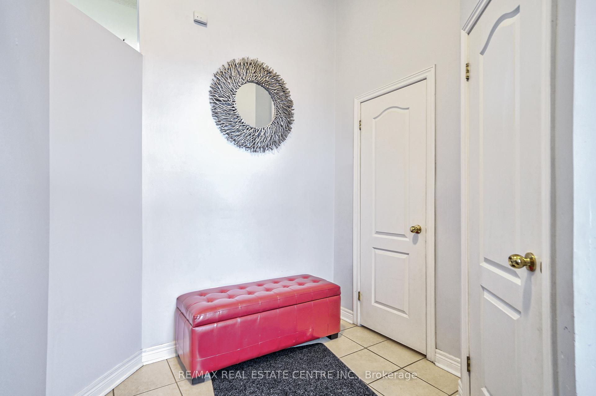 Photo 5 of 83 Park Place Drive, Markham, Greensborough — HOMEH