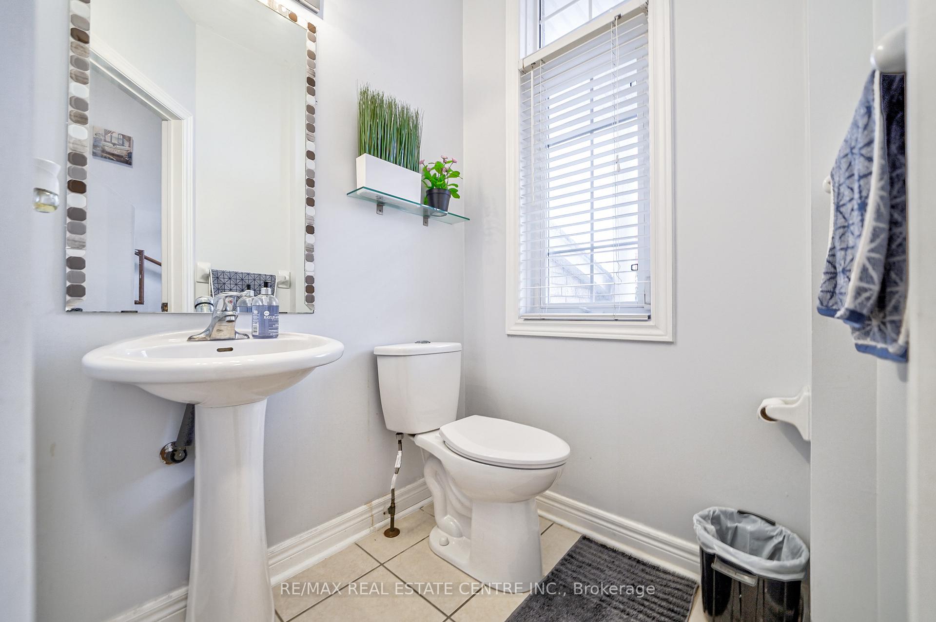 Photo 6 of 83 Park Place Drive, Markham, Greensborough — HOMEH