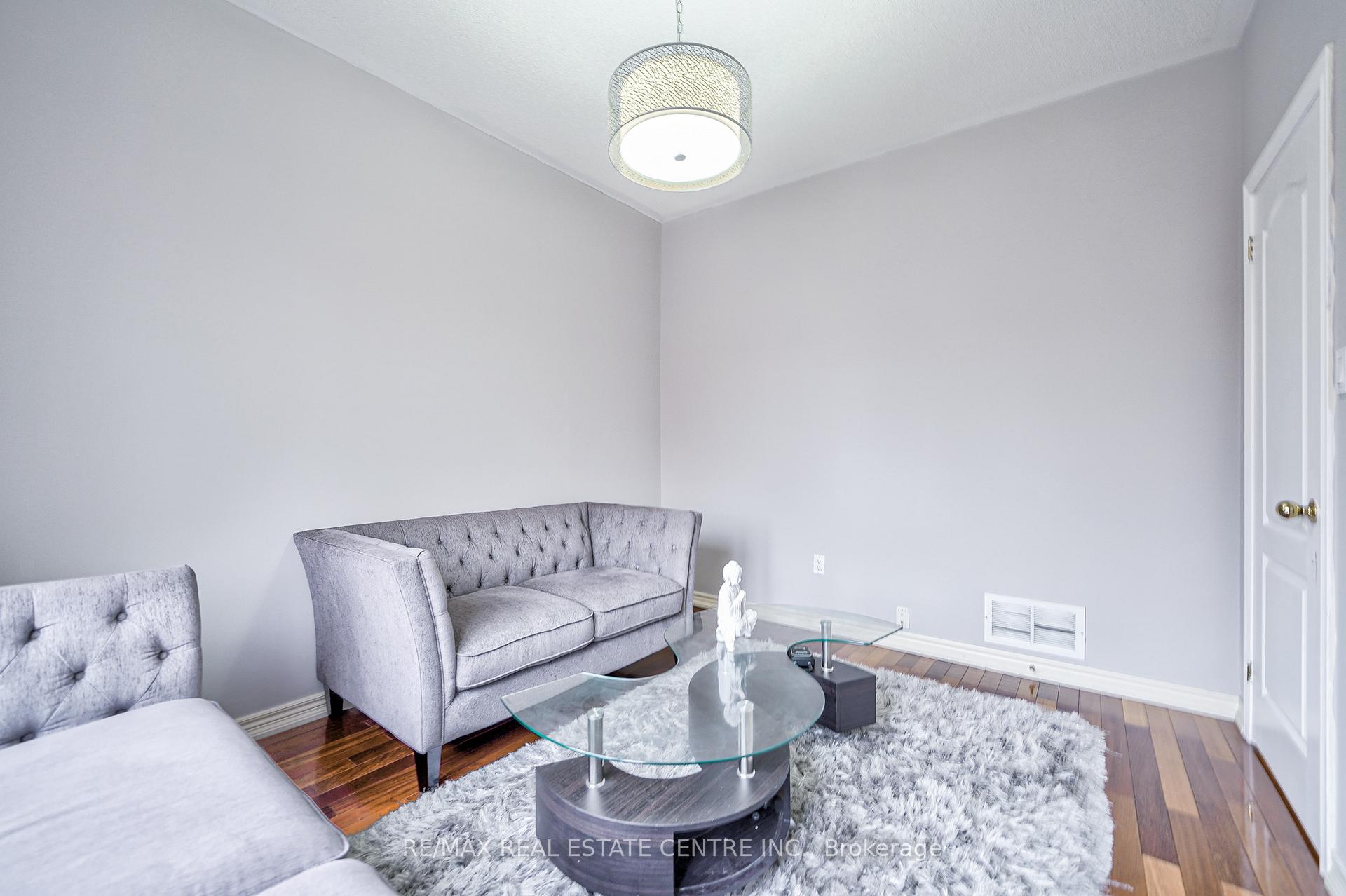 Photo 9 of 83 Park Place Drive, Markham, Greensborough — HOMEH