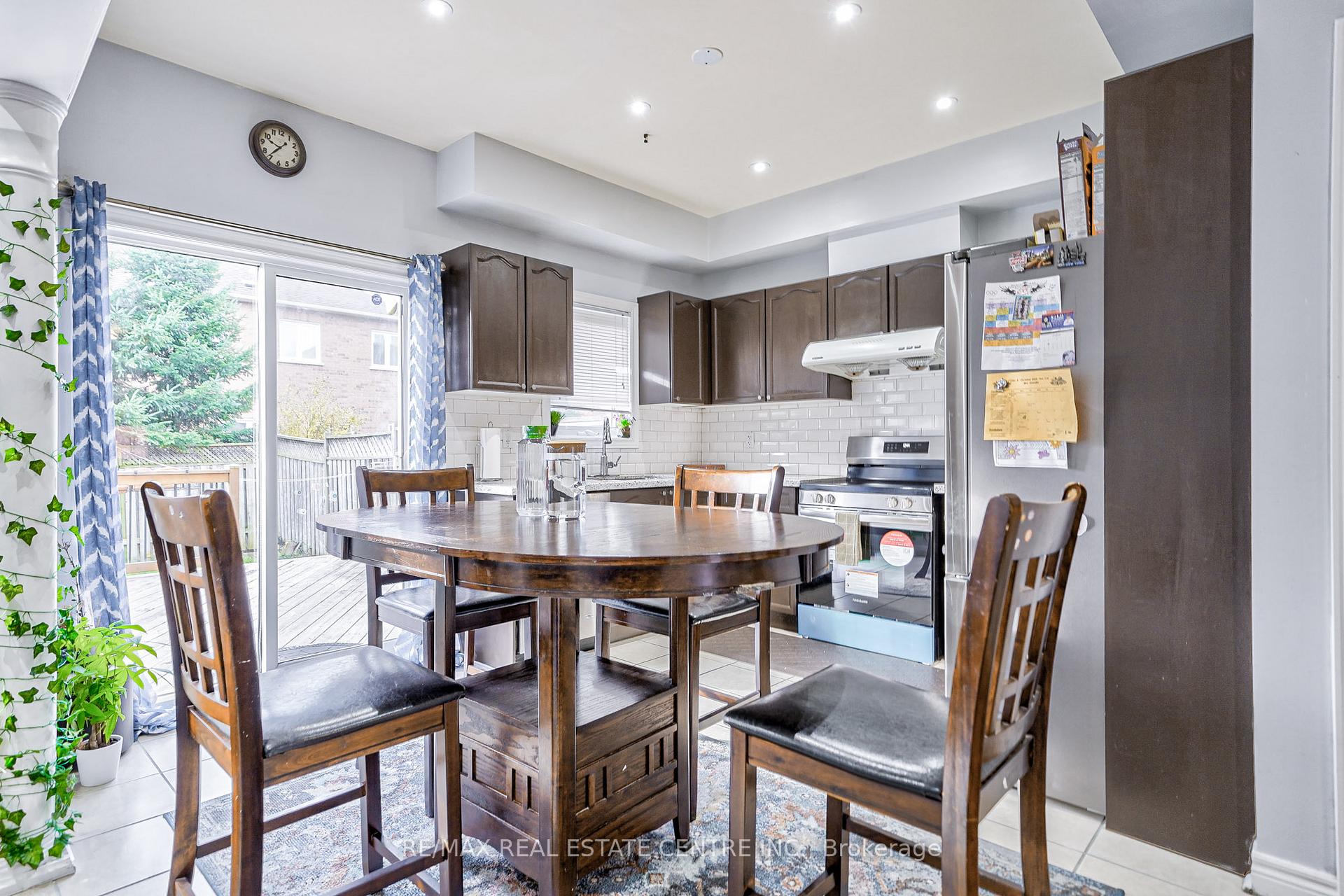 Photo 11 of 83 Park Place Drive, Markham, Greensborough — HOMEH