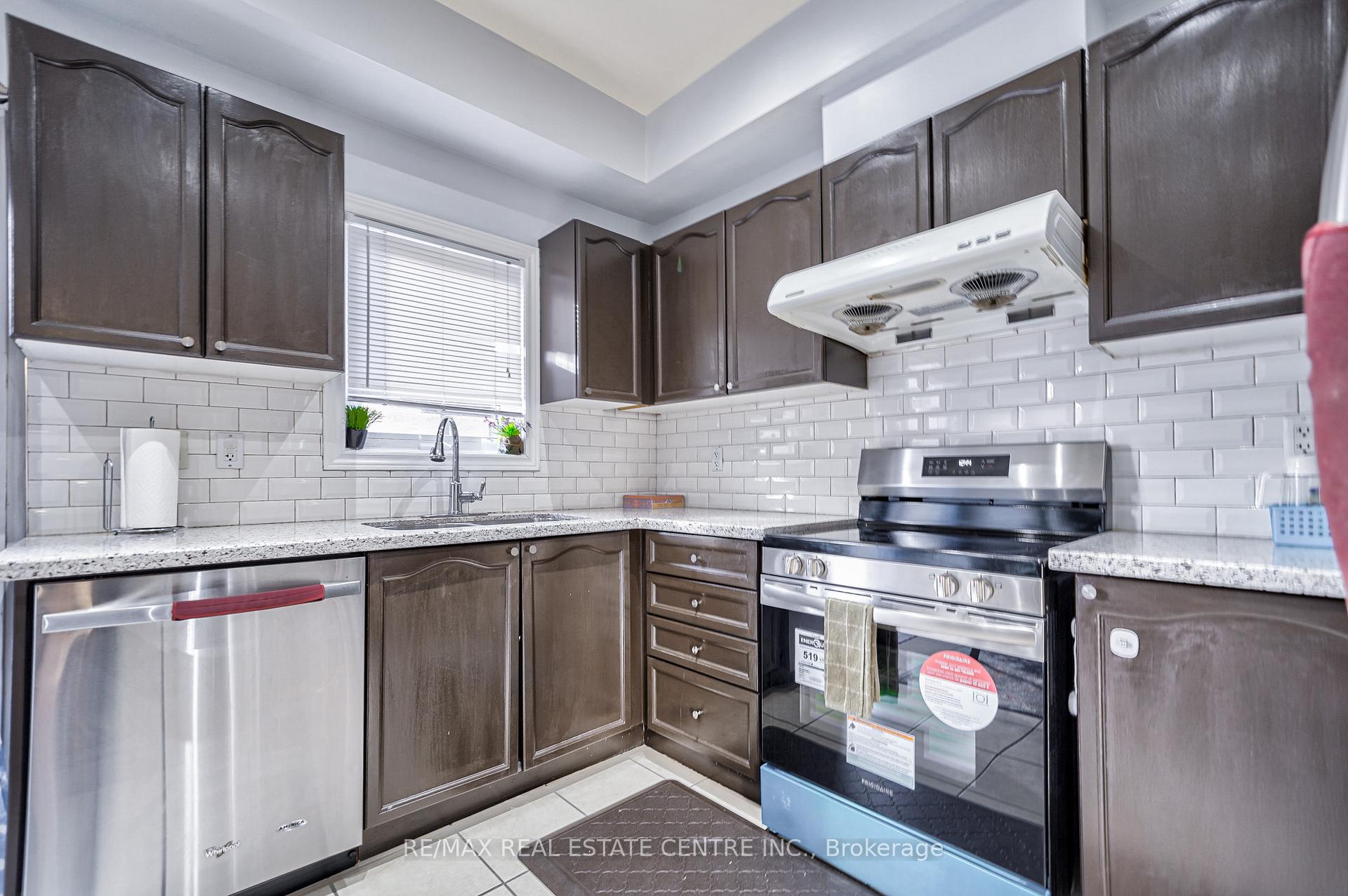 Photo 14 of 83 Park Place Drive, Markham, Greensborough — HOMEH