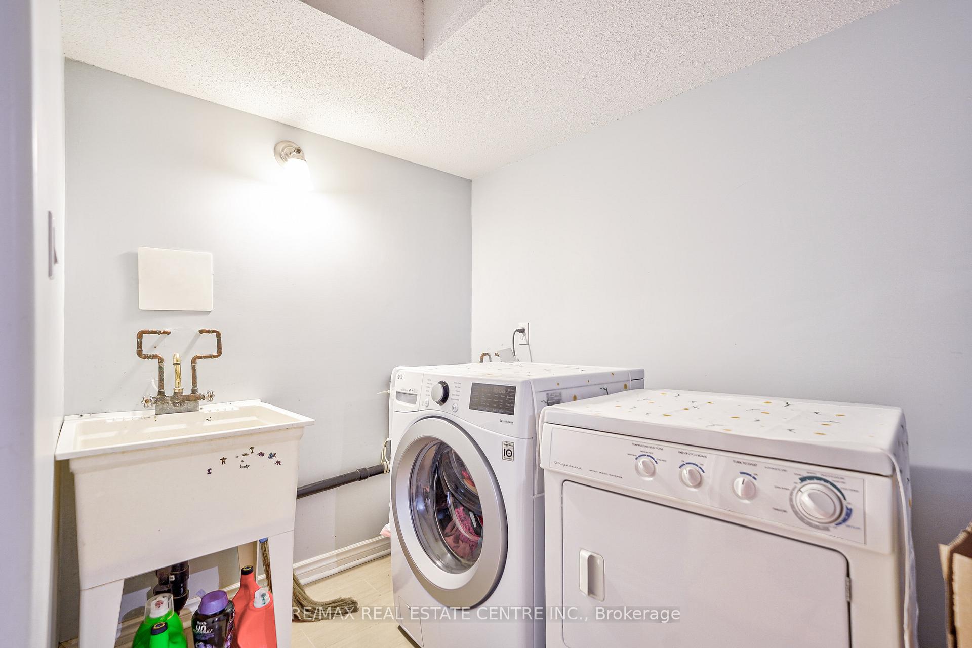 Photo 34 of 83 Park Place Drive, Markham, Greensborough — HOMEH