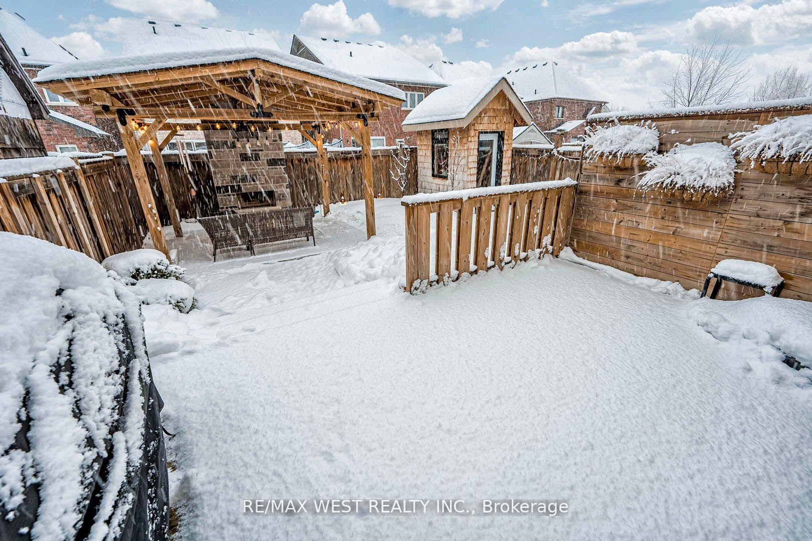 Photo 38 of 8 Scott Drive, New Tecumseth, Alliston — HOMEH