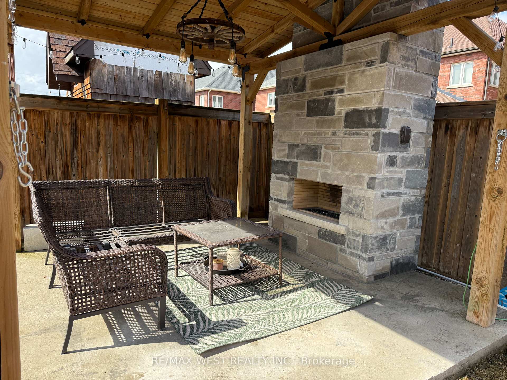 Photo 45 of 8 Scott Drive, New Tecumseth, Alliston — HOMEH