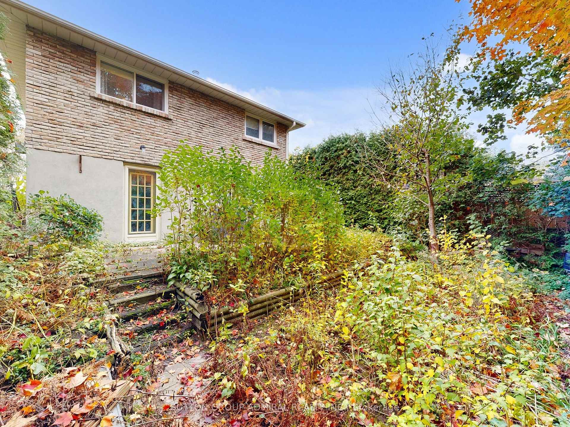 Photo 23 of 680 Adelaide Avenue E, Oshawa, Eastdale — HOMEH