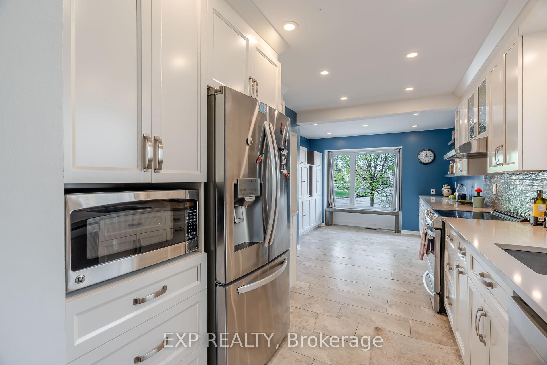 Photo 9 of 1629 Champneuf Drive, Ottawa, Chateauneuf — HOMEH