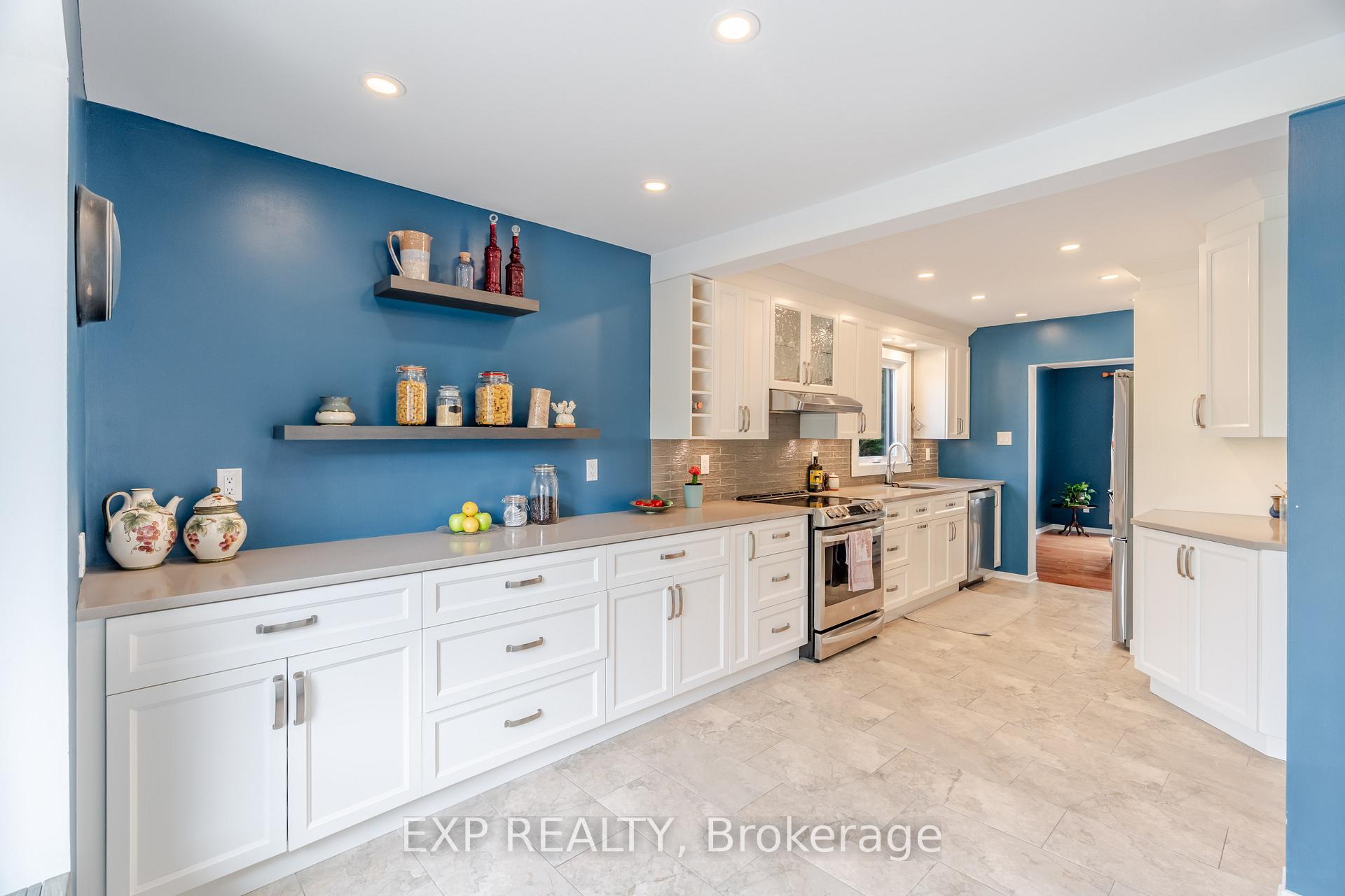Photo 12 of 1629 Champneuf Drive, Ottawa, Chateauneuf — HOMEH