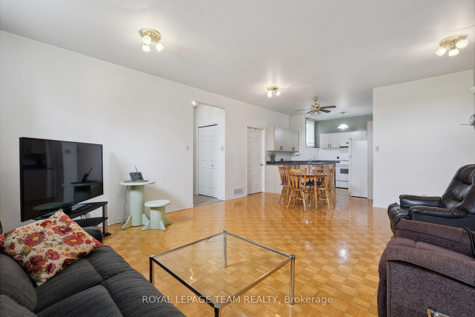 Photo 28 of 8665 Russell Road, Ottawa, Sarsfield/Bearbrook — HOMEH