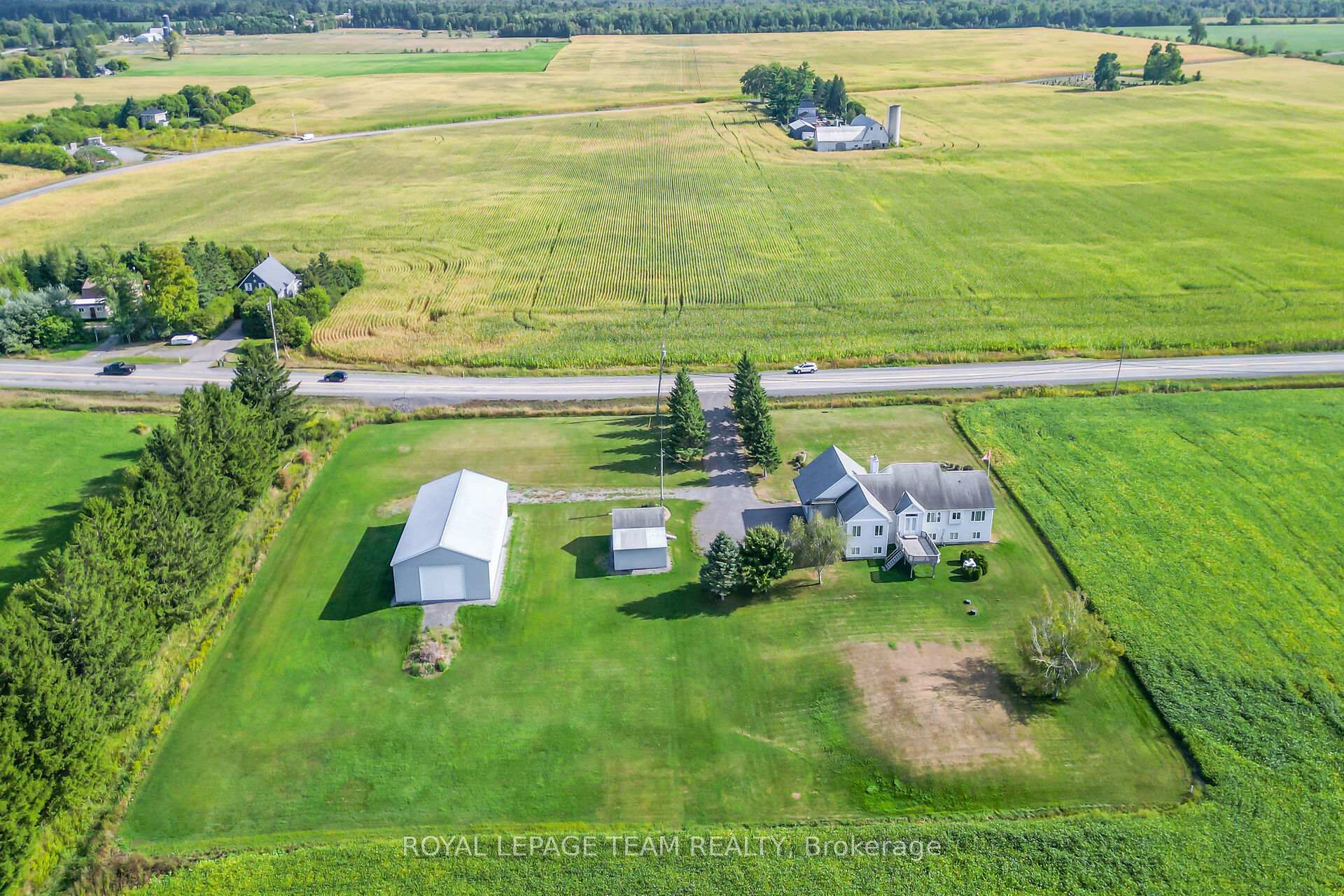 Photo 38 of 8665 Russell Road, Ottawa, Sarsfield/Bearbrook — HOMEH