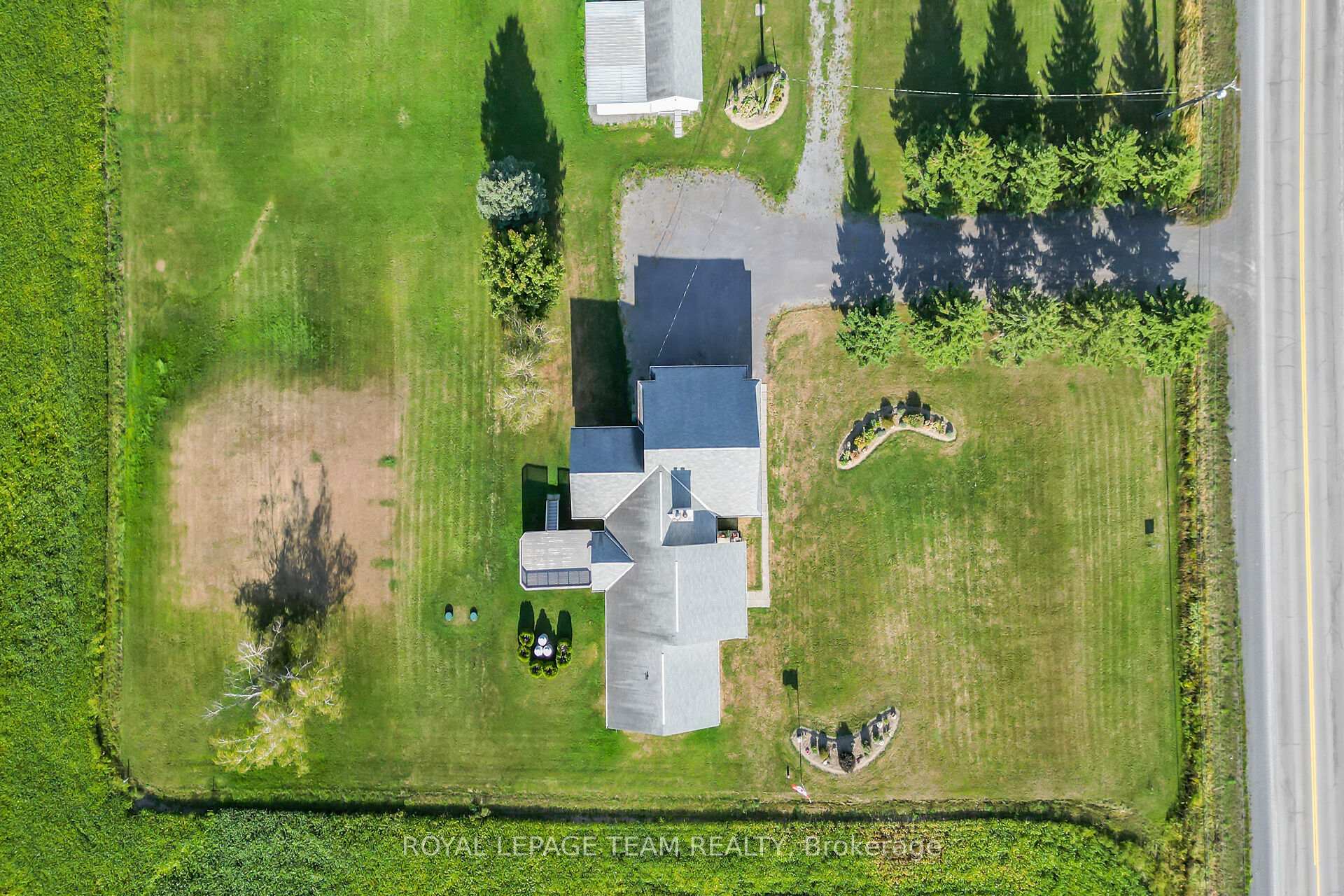Photo 39 of 8665 Russell Road, Ottawa, Sarsfield/Bearbrook — HOMEH