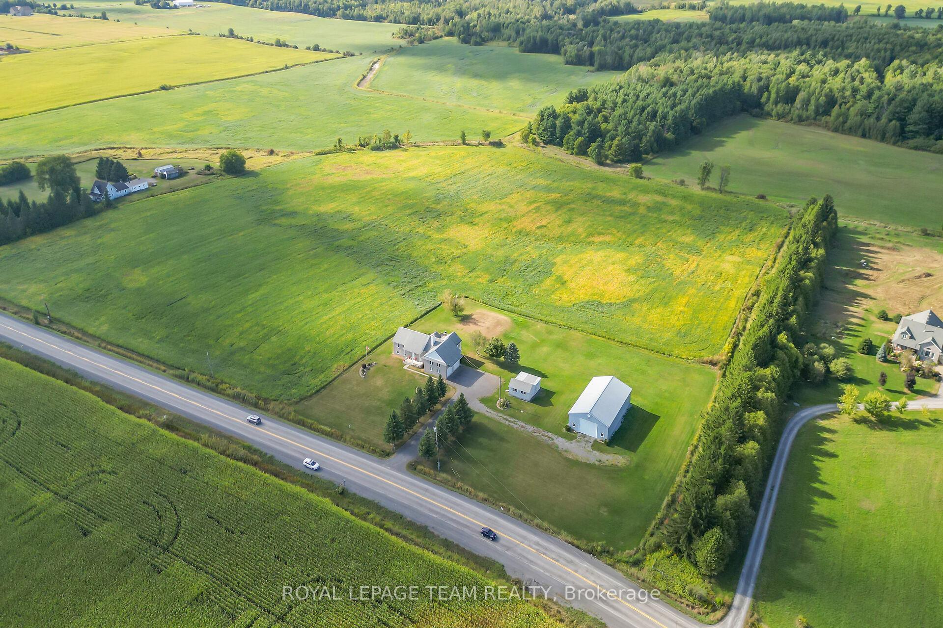 Photo 40 of 8665 Russell Road, Ottawa, Sarsfield/Bearbrook — HOMEH