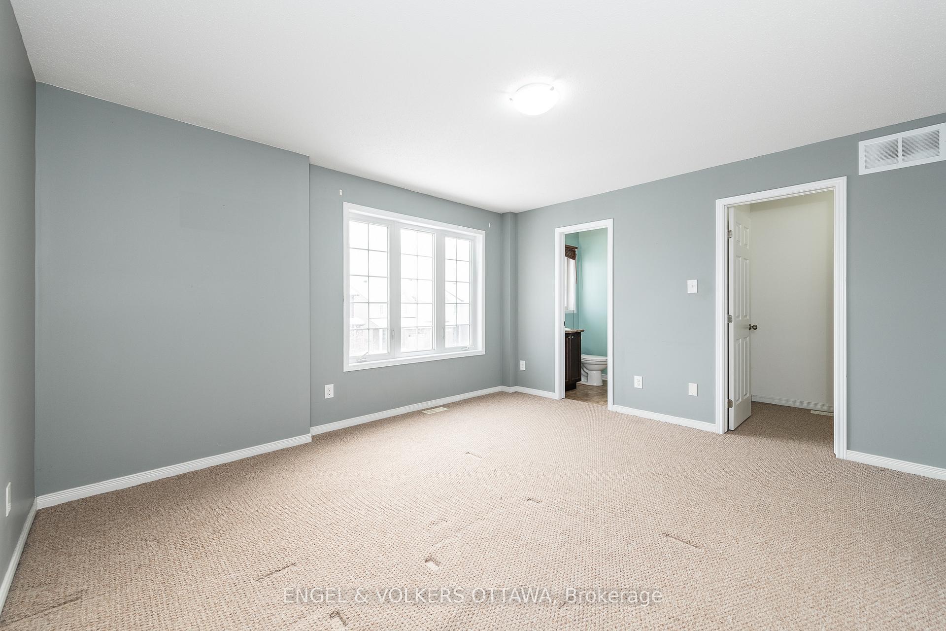 Photo 17 of 217 Rolling Meadow Crescent, Ottawa, Mer Bleue/Bradley Estates/Anderson Park — HOMEH