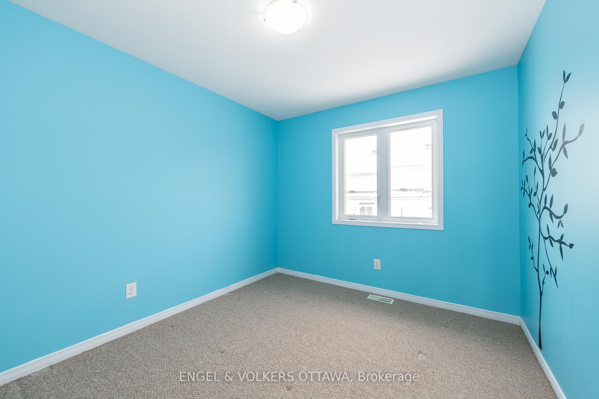 Photo 21 of 217 Rolling Meadow Crescent, Ottawa, Mer Bleue/Bradley Estates/Anderson Park — HOMEH