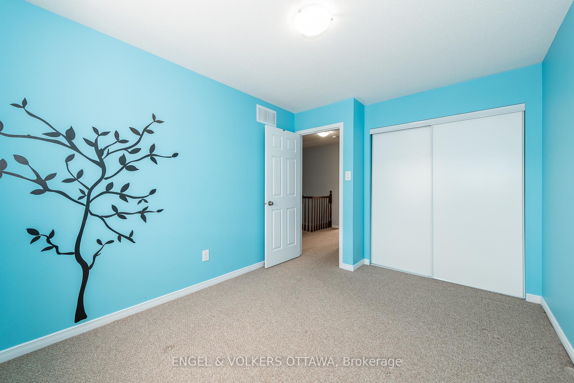 Photo 23 of 217 Rolling Meadow Crescent, Ottawa, Mer Bleue/Bradley Estates/Anderson Park — HOMEH