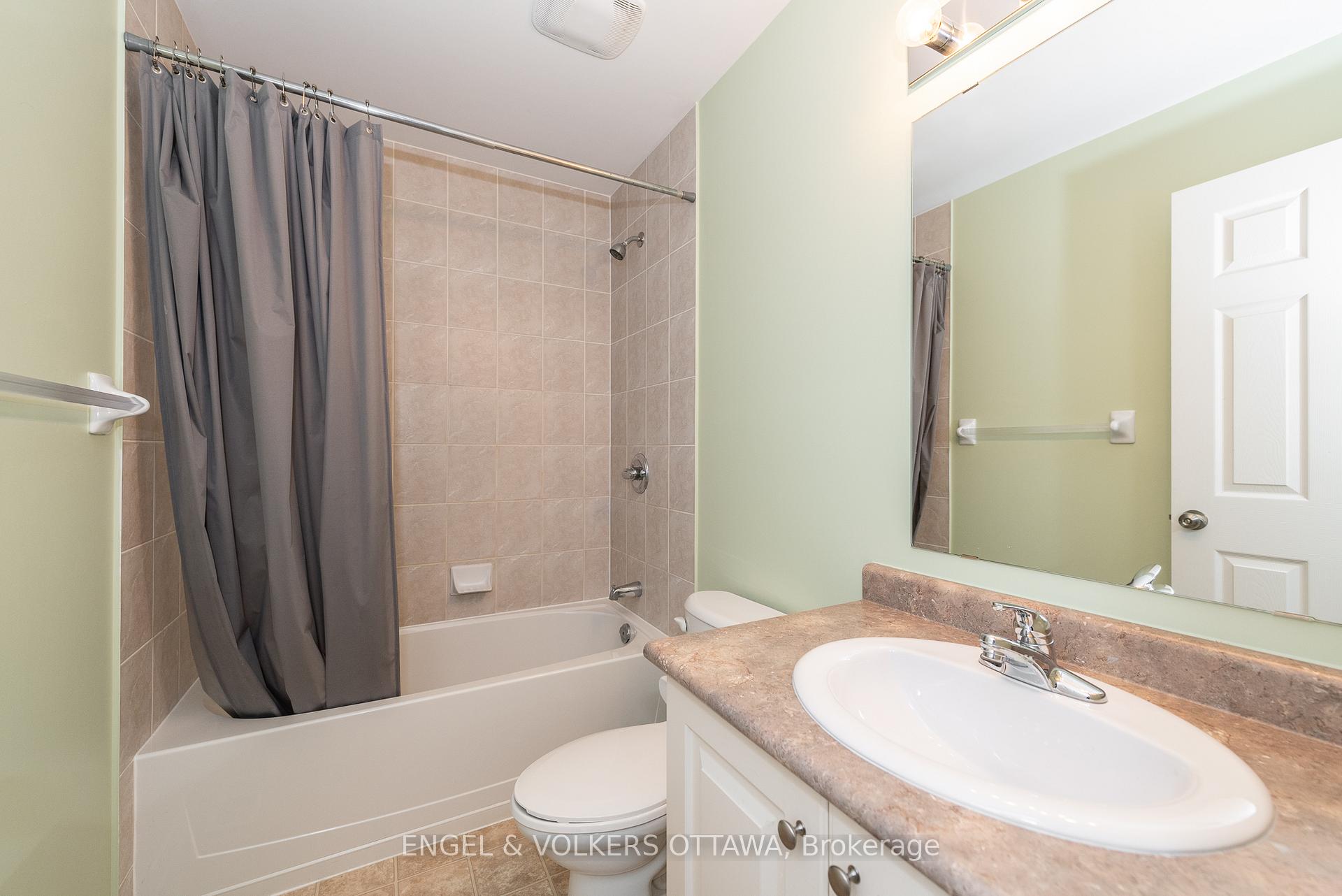 Photo 27 of 217 Rolling Meadow Crescent, Ottawa, Mer Bleue/Bradley Estates/Anderson Park — HOMEH