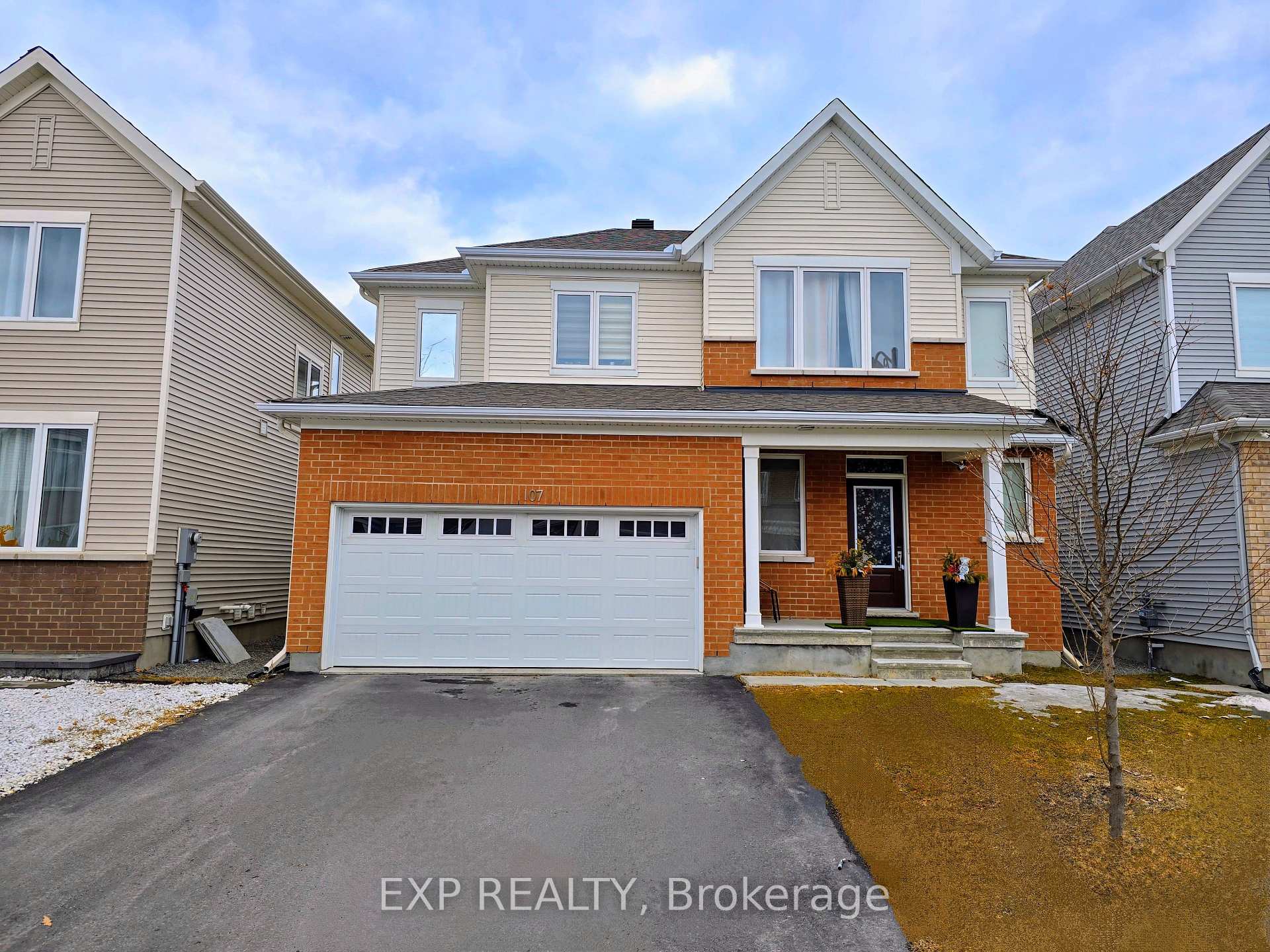 Front of 107 Aubrais Crescent